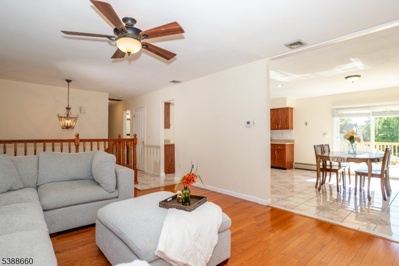 Parsippany, New Jersey, 07054-2126, United States, 4 Bedrooms Bedrooms, ,3 BathroomsBathrooms,Residential,For Sale,1976292