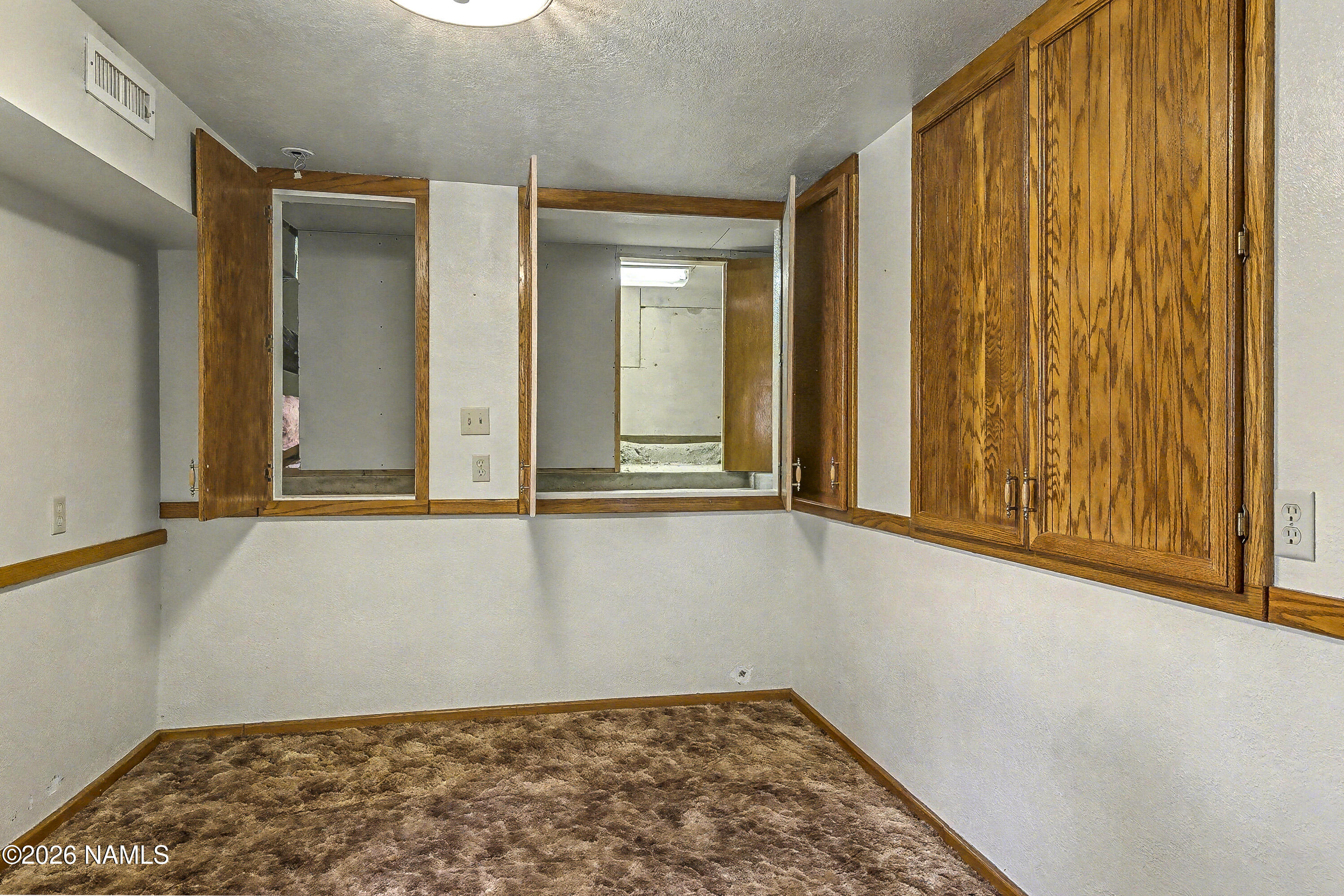  618 Comanche , Flagstaff, AZ 86005 - 物件實景