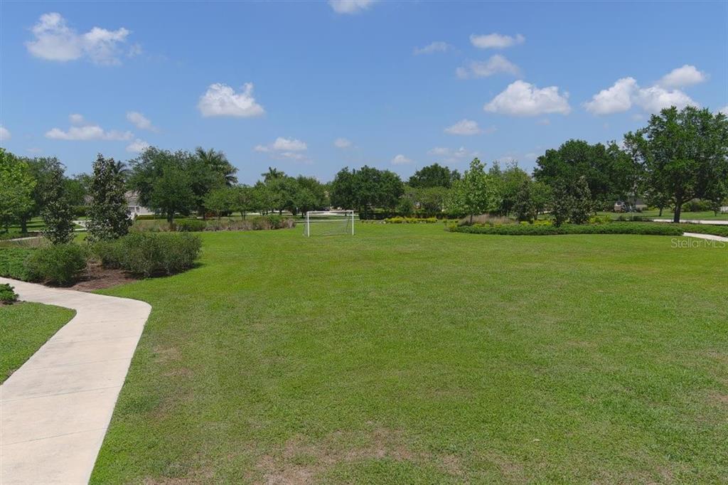 Bradenton, Florida, 34212, United States, 5 Bedrooms Bedrooms, ,5 BathroomsBathrooms,Residential,For Sale,1917227