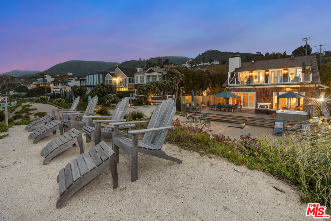 Malibu, California, 90265, United States, 5 Bedrooms Bedrooms, ,2 BathroomsBathrooms,Residential,For Sale,1752333
