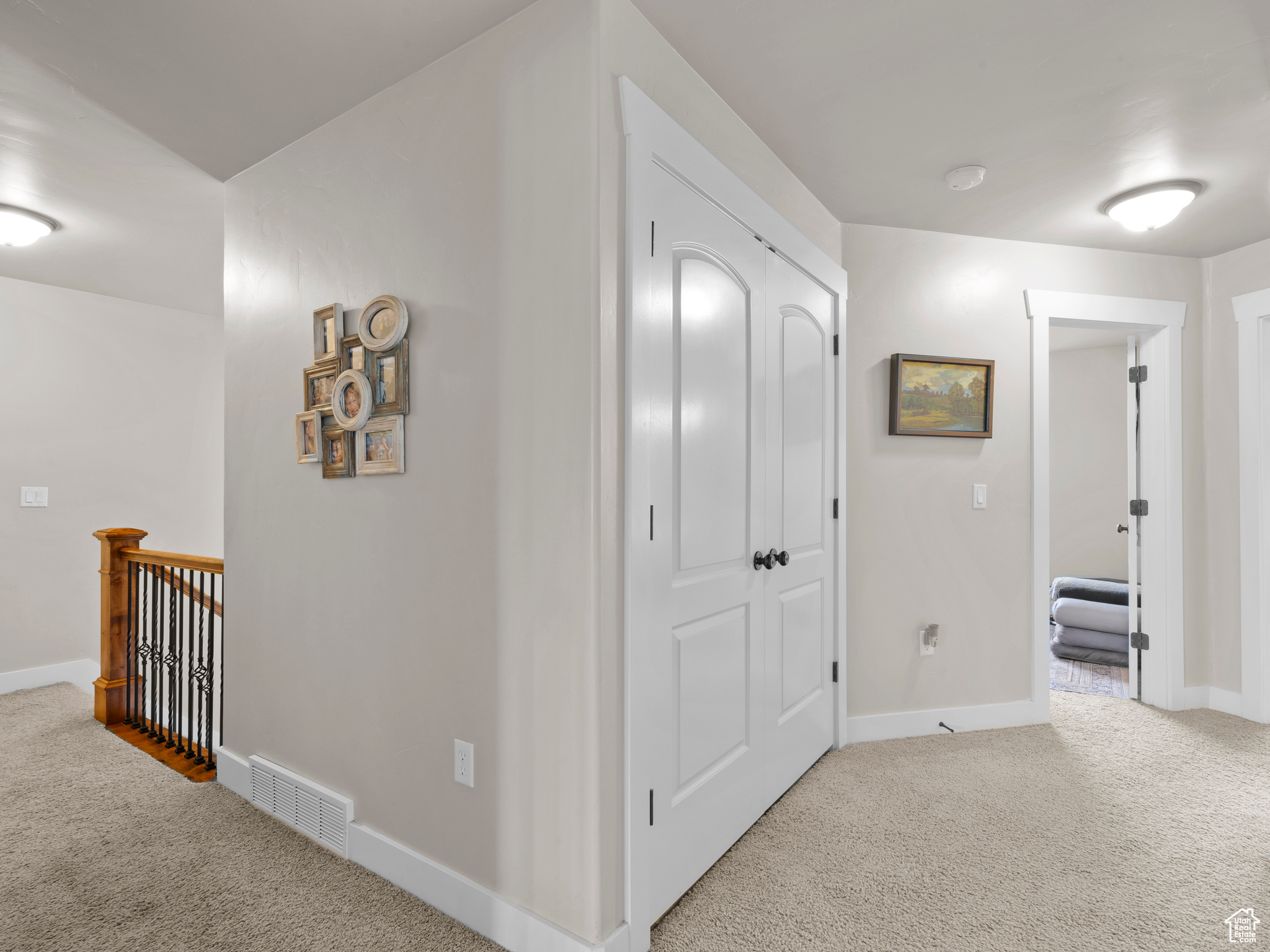 Salt Lake City, Utah, 84117, United States, 3 Bedrooms Bedrooms, ,4 BathroomsBathrooms,Residential,For Sale,1795285