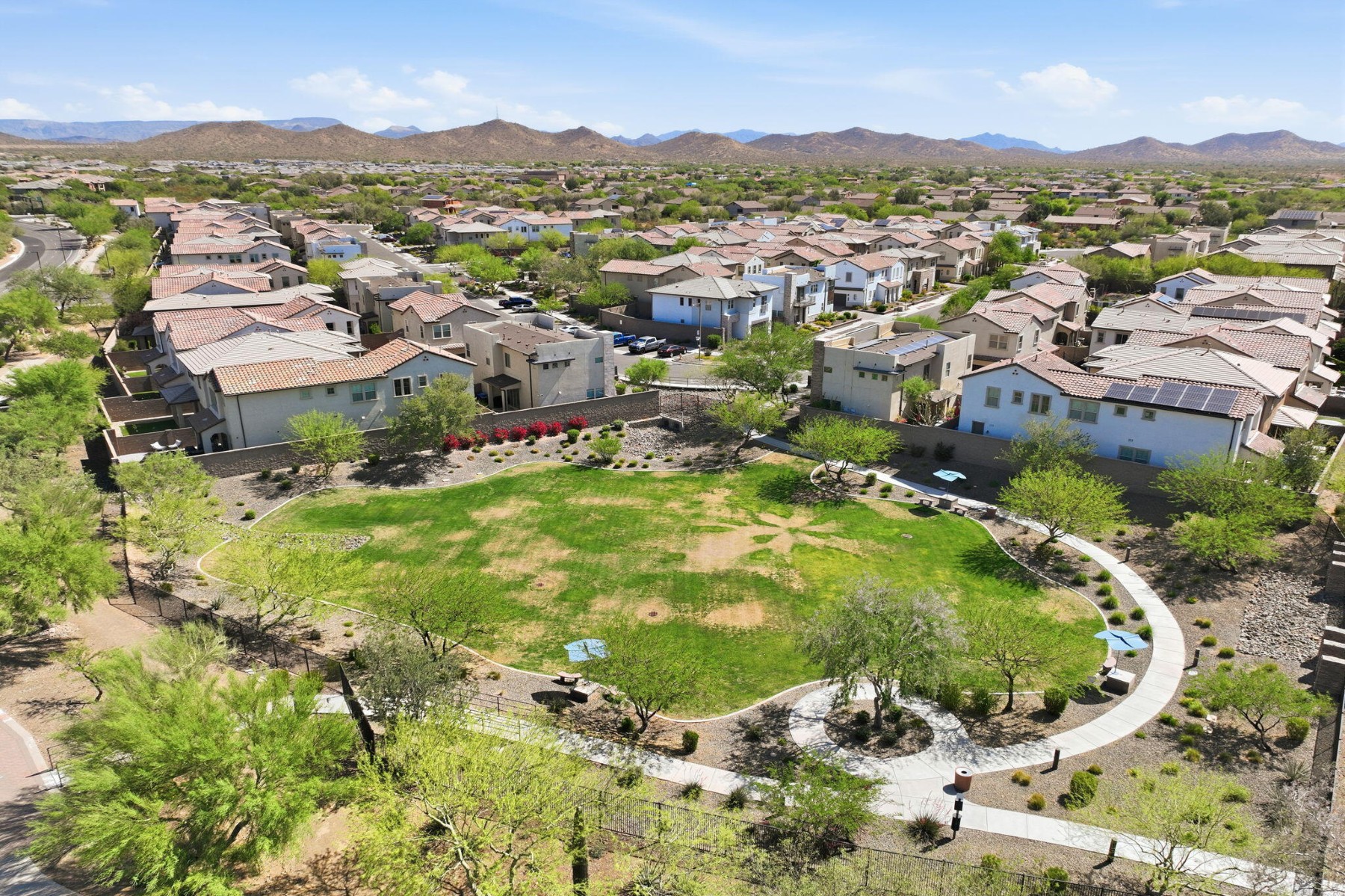  2369 W Gloria Lane  Phoenix, AZ - 物件實景