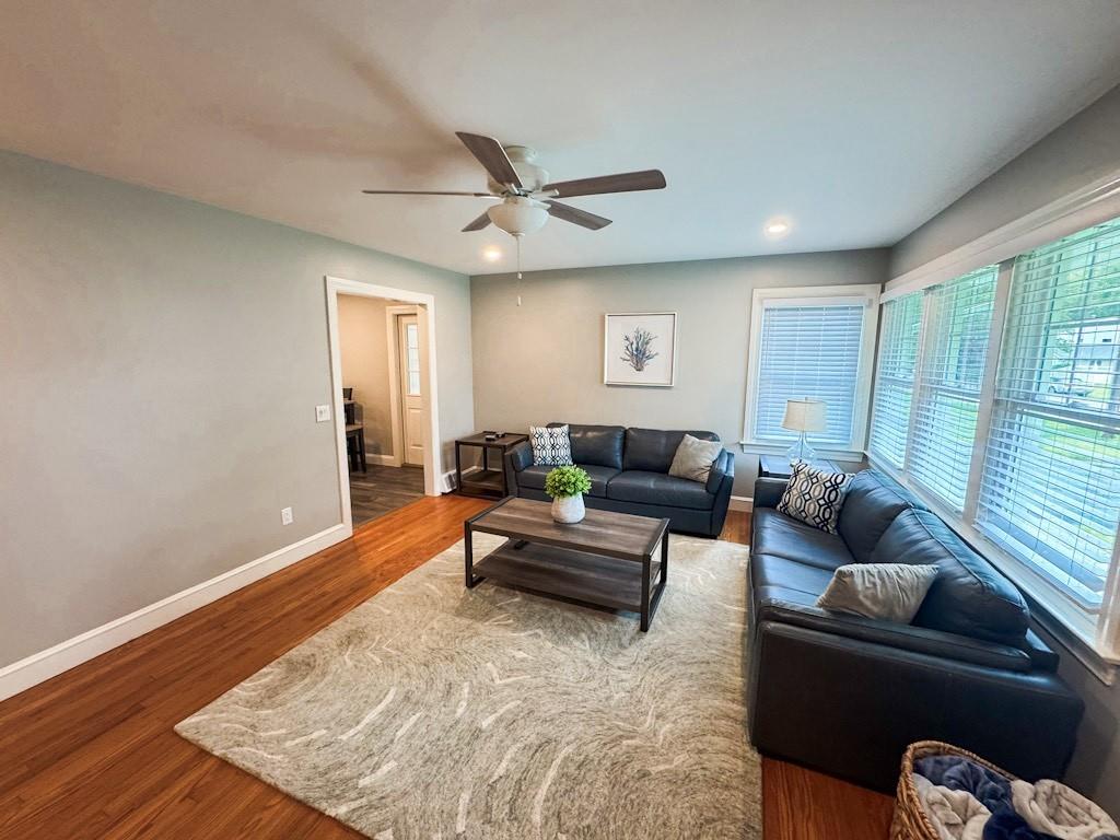 Westerly, Rhode Island, 02891, United States, 3 Bedrooms Bedrooms, ,2 BathroomsBathrooms,Residential,For Sale,1958331