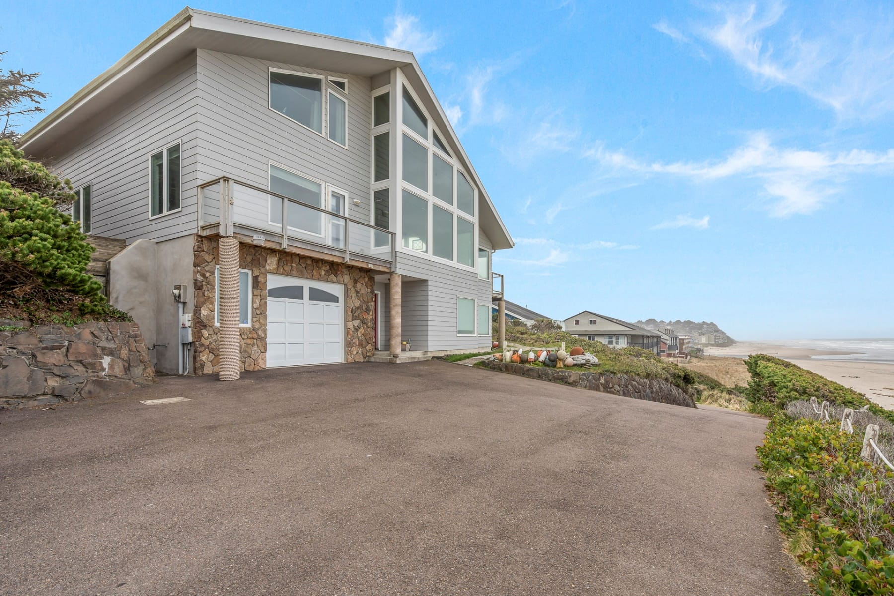  1068 NW 6TH CT Lincoln City, OR 97367 - 物件實景