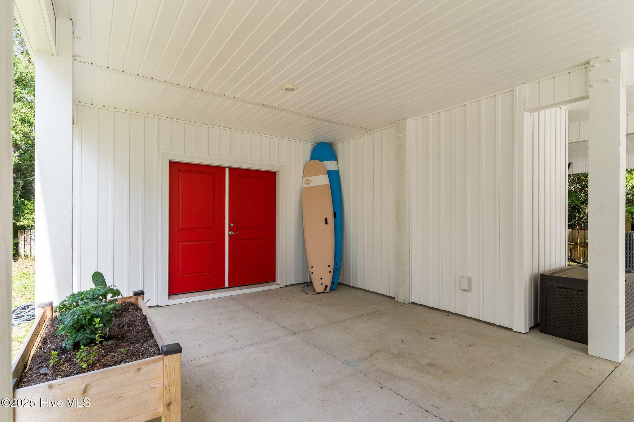 Carolina Beach, North Carolina, 28428, United States, 3 Bedrooms Bedrooms, ,2 BathroomsBathrooms,Residential,For Sale,1931980