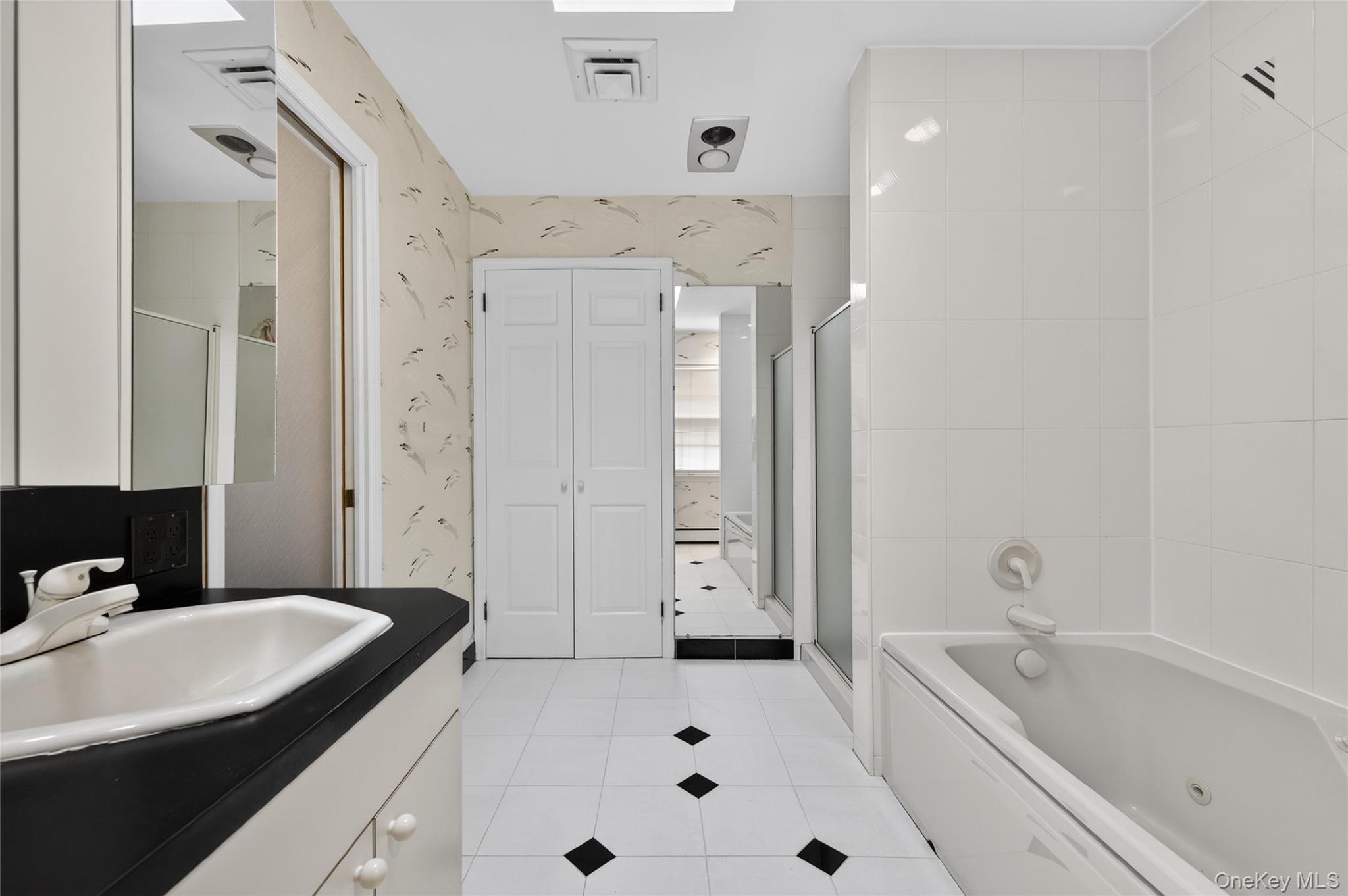  18 Quaker Ridge Drive, Brookville, NY, 11545 - 物件實景