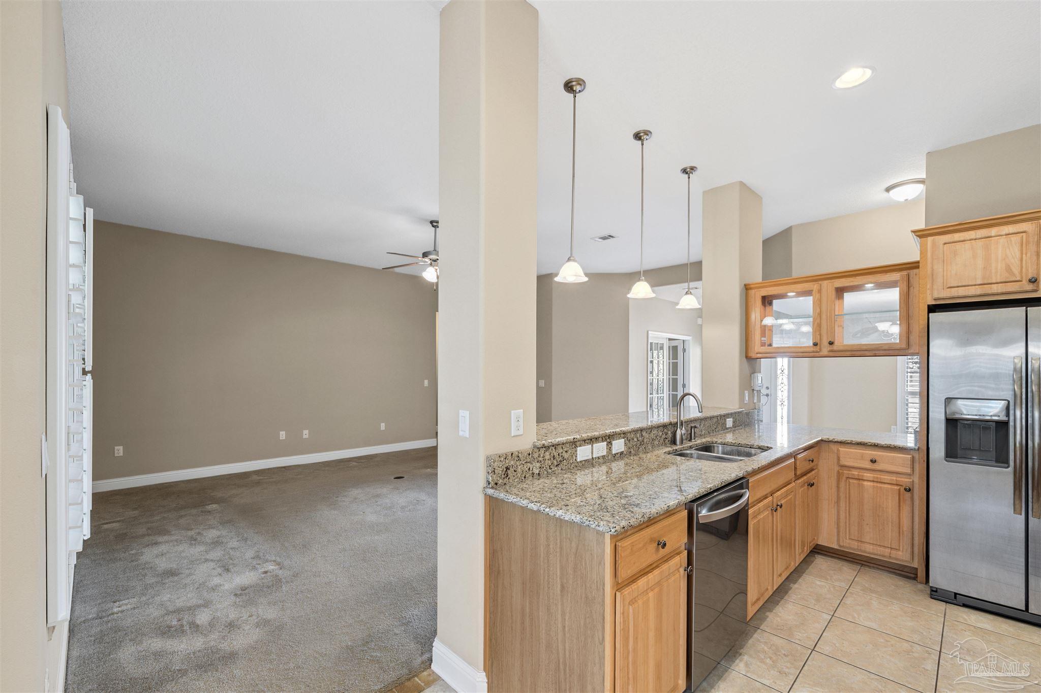 Navarre, Florida, 32566, United States, 4 Bedrooms Bedrooms, ,3 BathroomsBathrooms,Residential,For Sale,1892074