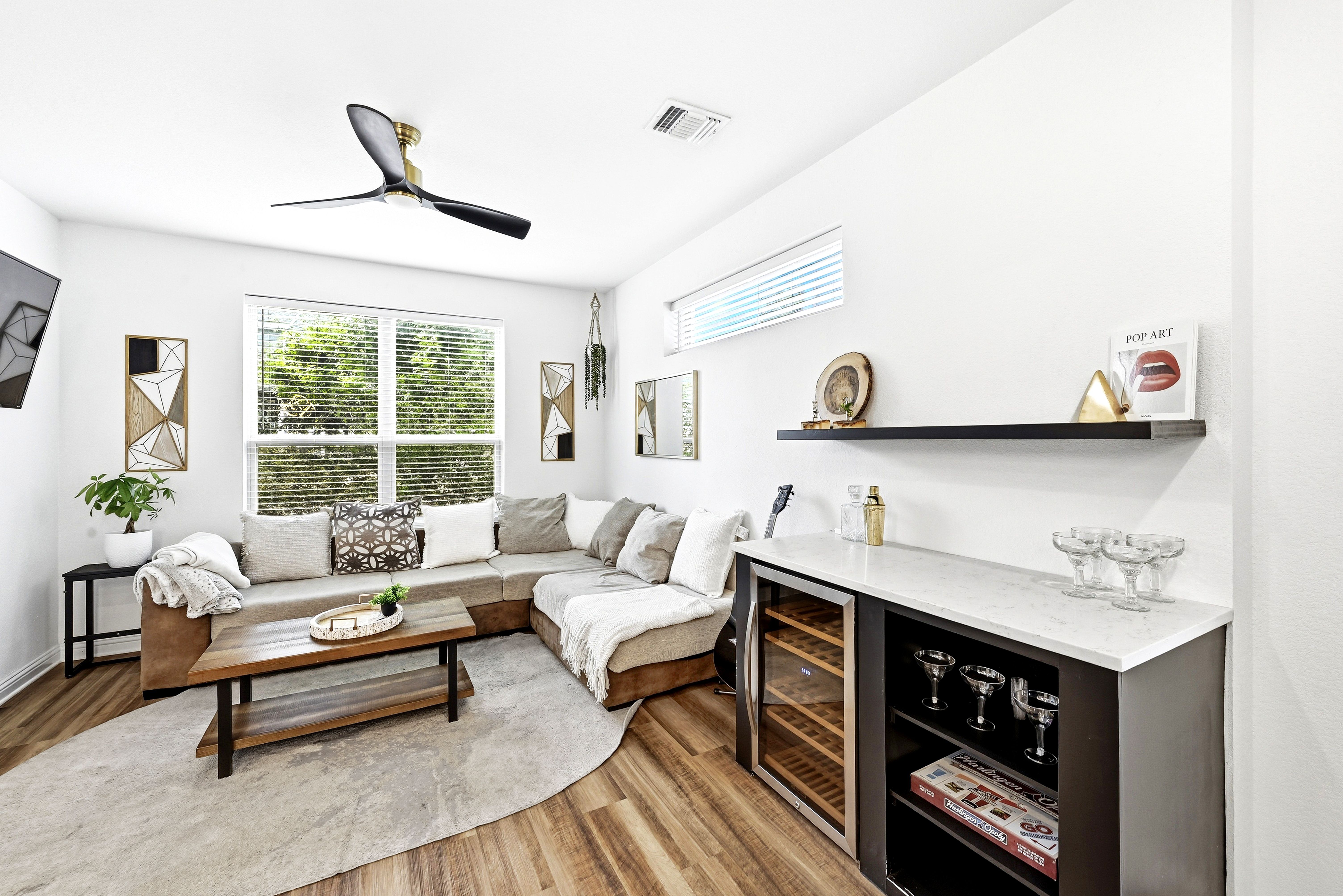  Modern Easton Park Living Step - 物件實景