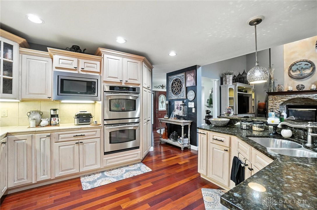 Springfield Twp, Ohio, 45504, United States, 3 Bedrooms Bedrooms, ,2 BathroomsBathrooms,Residential,For Sale,1910892