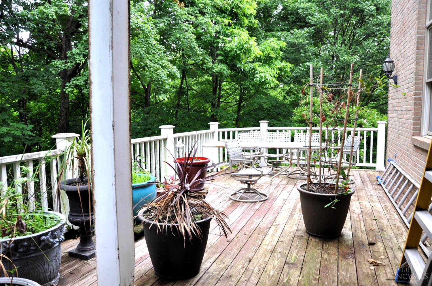 Montgomery, Ohio, 45242, United States, 5 Bedrooms Bedrooms, ,6 BathroomsBathrooms,Residential,For Sale,1914121