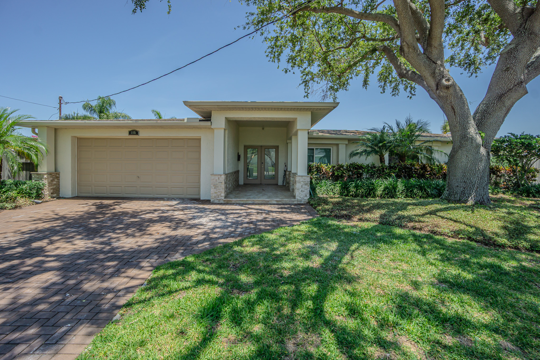 St. Petersburg, Florida, 33704, United States, 4 Bedrooms Bedrooms, ,3 BathroomsBathrooms,Residential,For Sale,1979413