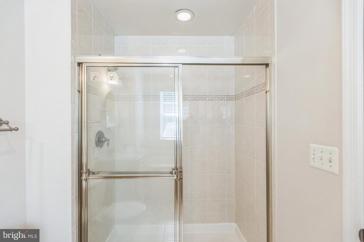 WASHINGTON, District of Columbia, 20019, United States, 3 Bedrooms Bedrooms, ,3 BathroomsBathrooms,Residential,For Sale,1869347