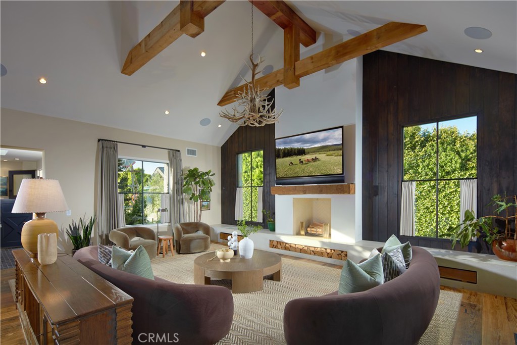 Newport Beach, California, 92660, United States, 4 Bedrooms Bedrooms, ,3 BathroomsBathrooms,Residential,For Sale,1927269