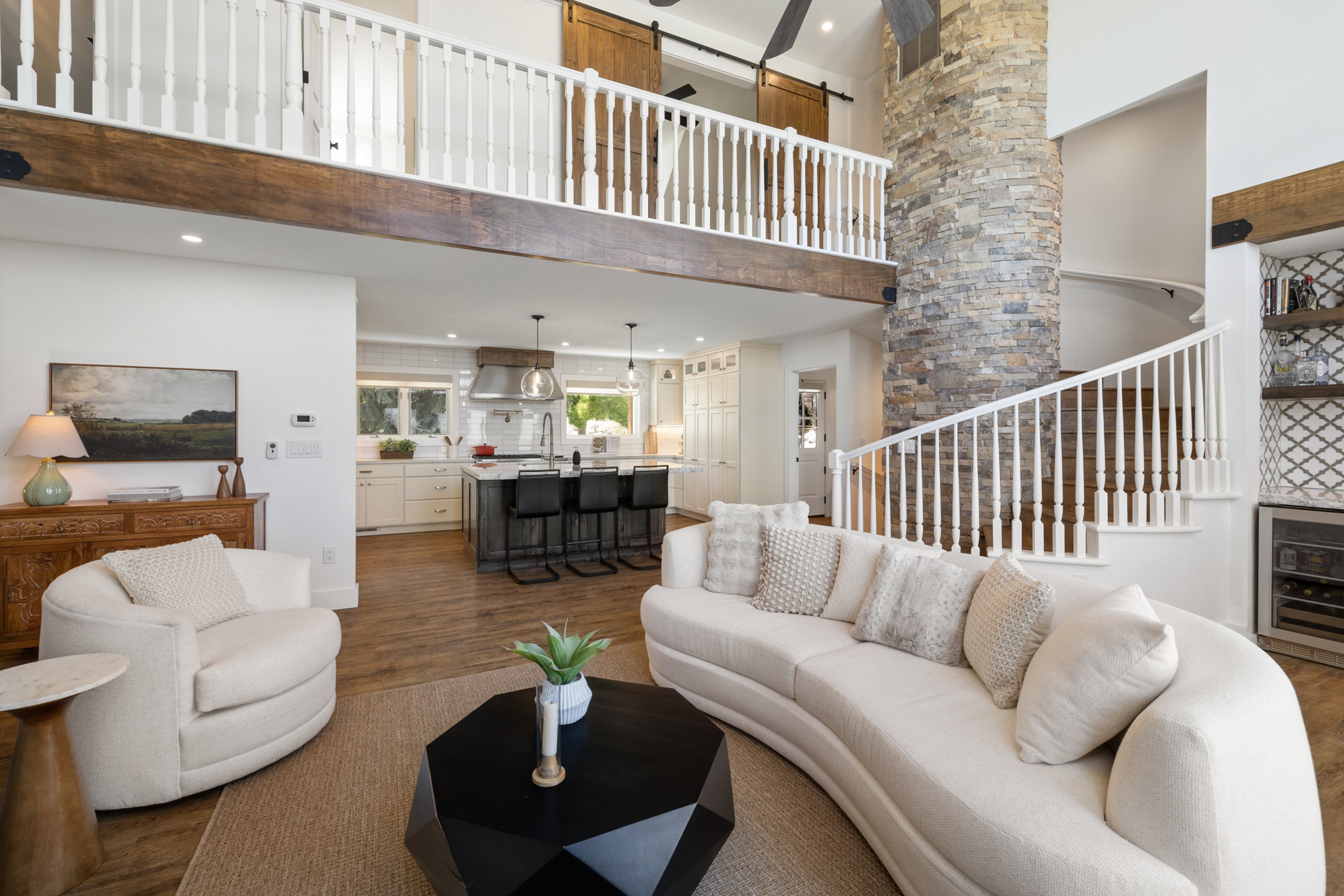  Expansive South West Luxury Ranch Style Estate with RV Garage & In-Law Quarters - 物件實景
