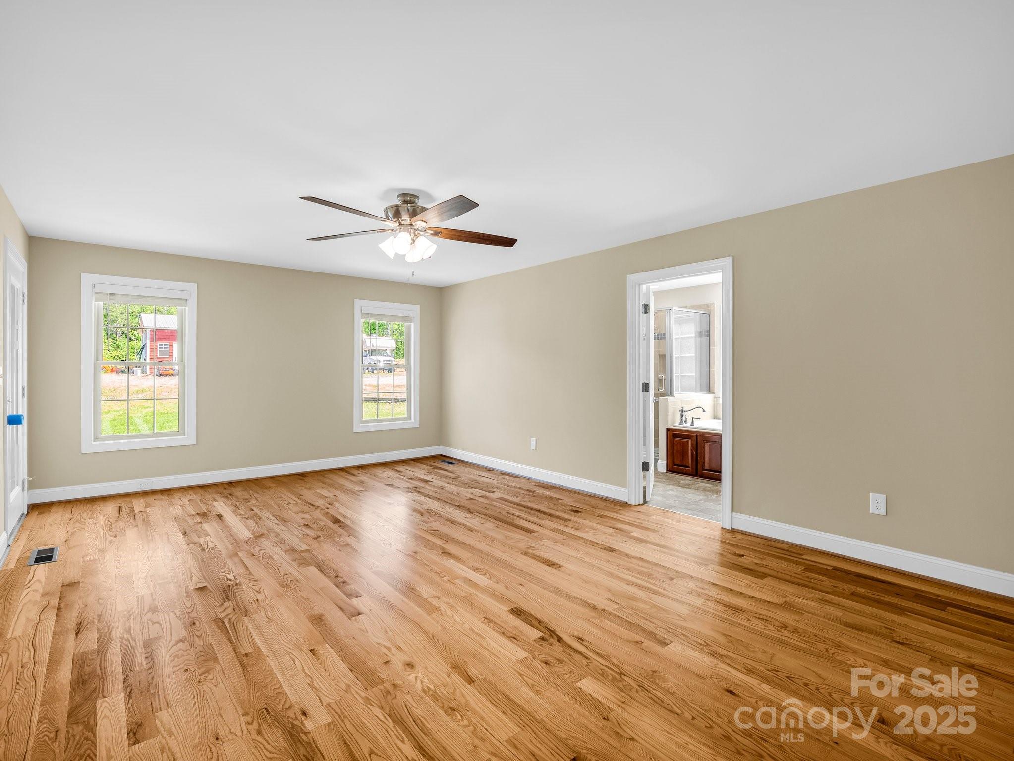 Lincolnton, North Carolina, 28092, United States, 3 Bedrooms Bedrooms, ,3 BathroomsBathrooms,Residential,For Sale,2005989