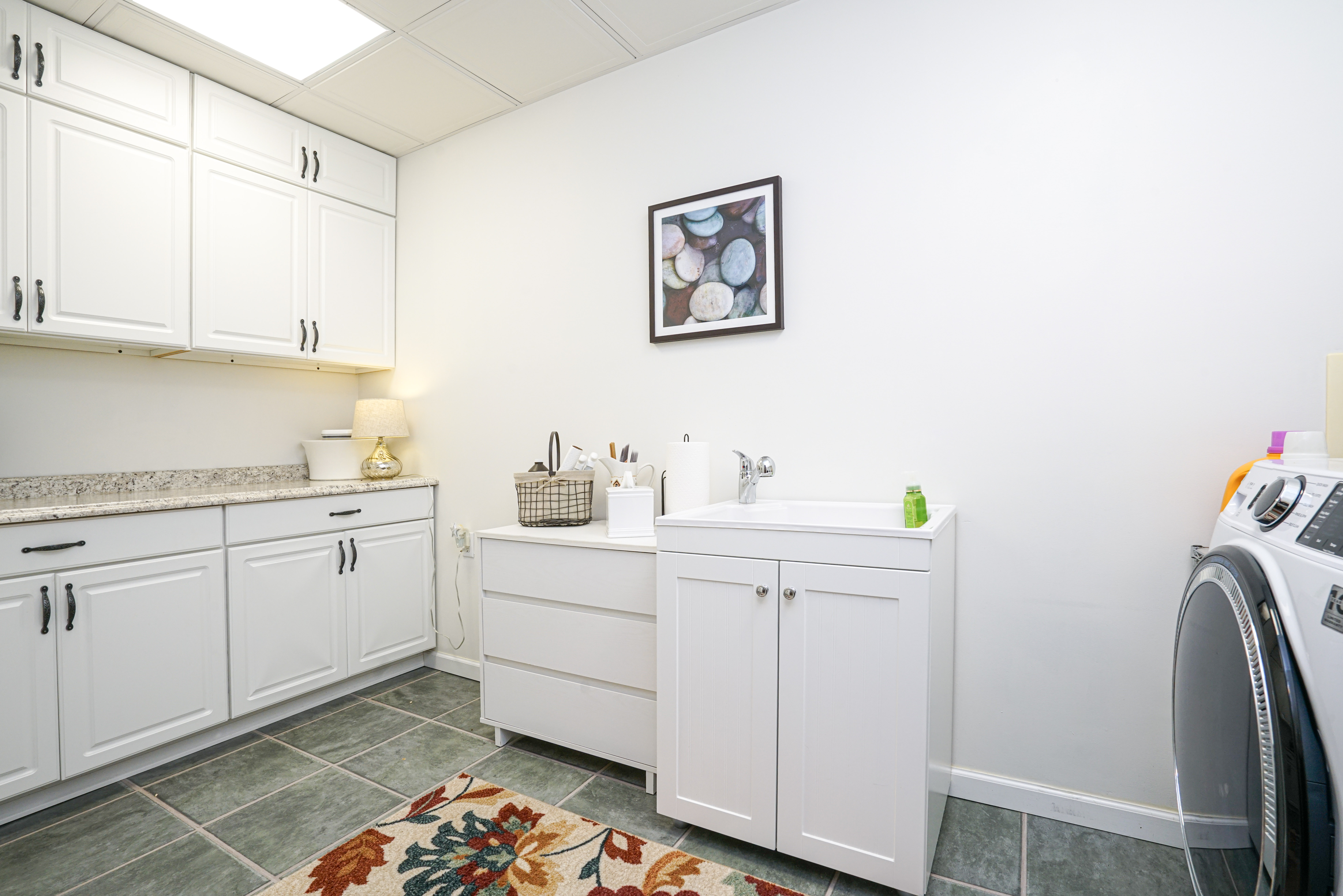 Horner, West Virginia, 26732, United States, 4 Bedrooms Bedrooms, ,4 BathroomsBathrooms,Residential,For Sale,1955004