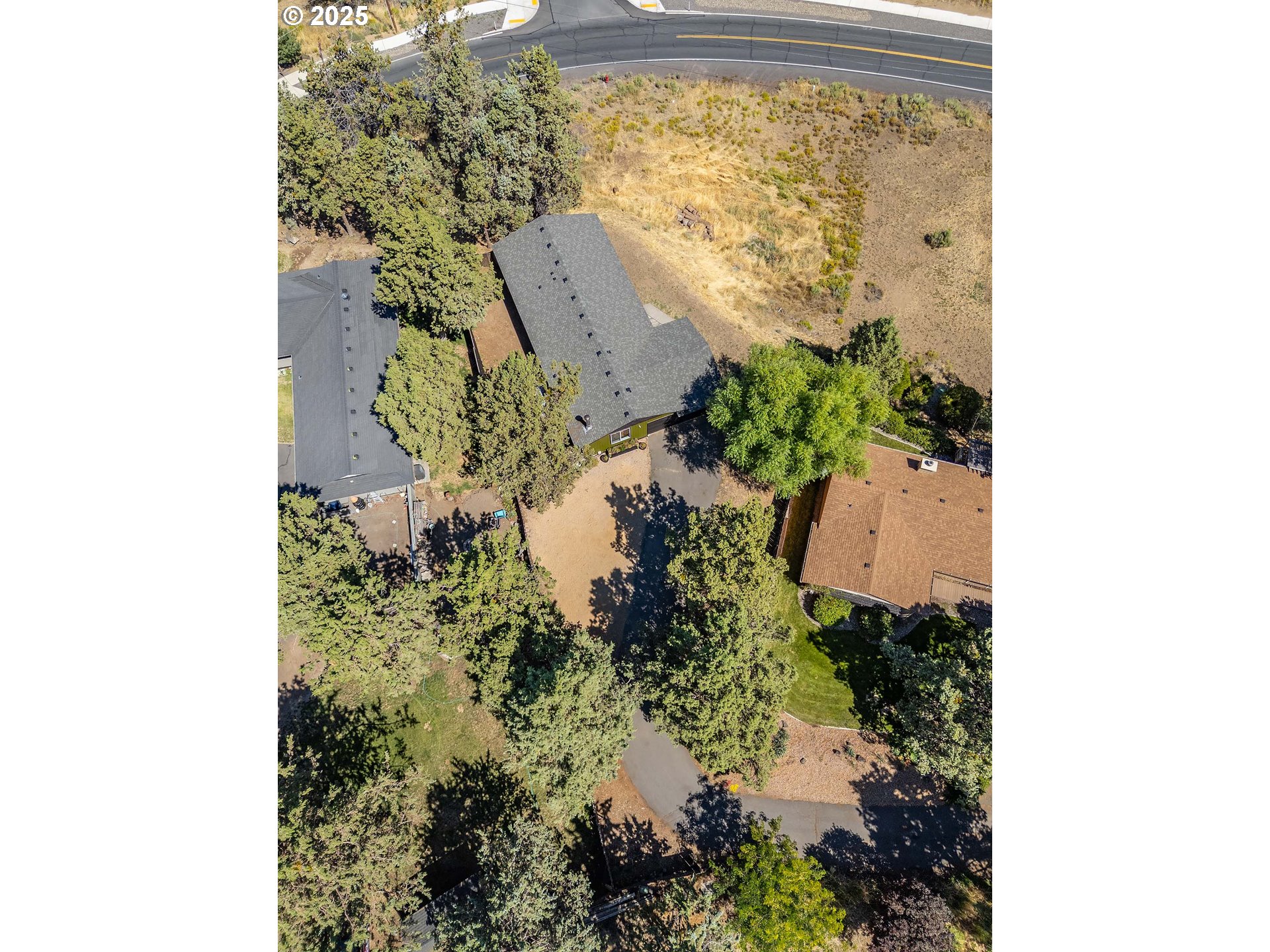 Bend, Oregon, 97701, United States, 3 Bedrooms Bedrooms, ,2 BathroomsBathrooms,Residential,For Sale,1960454