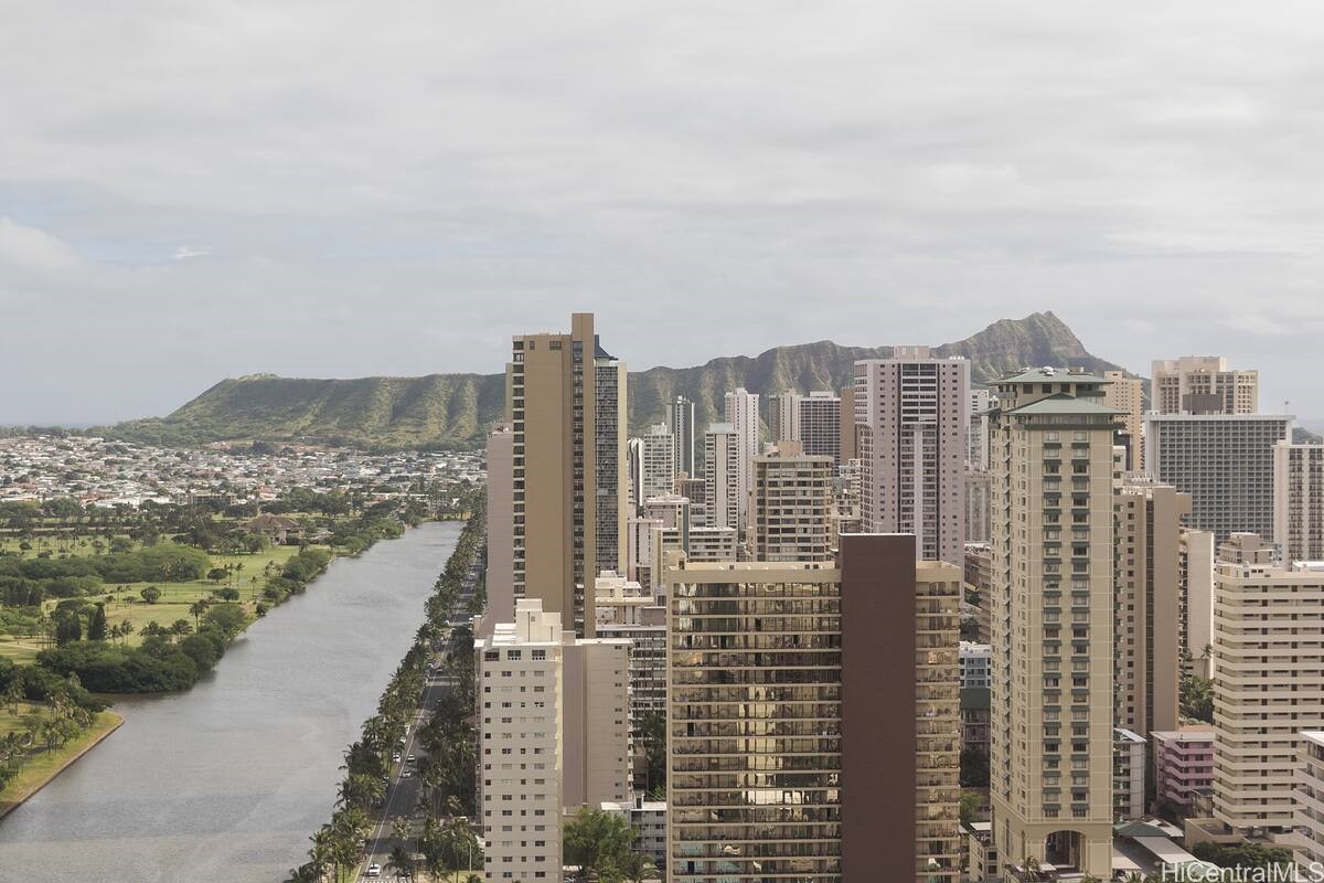 Honolulu, Hawaii, 96815, United States, 1 Bedroom Bedrooms, ,2 BathroomsBathrooms,Residential,For Sale,1898628
