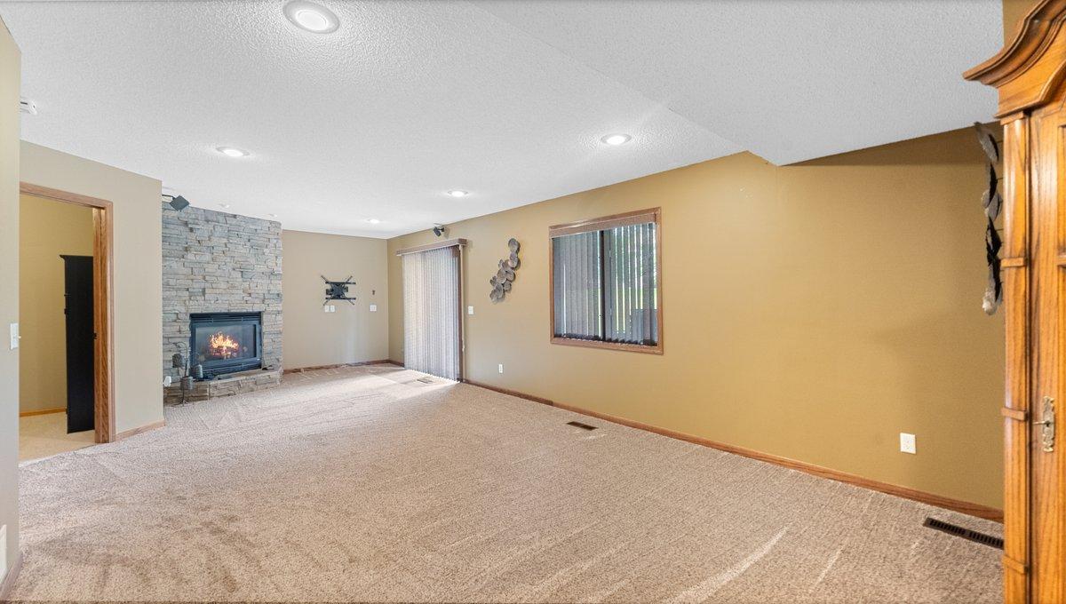 Ramsey, Minnesota, 55303, United States, 5 Bedrooms Bedrooms, ,4 BathroomsBathrooms,Residential,For Sale,1940485
