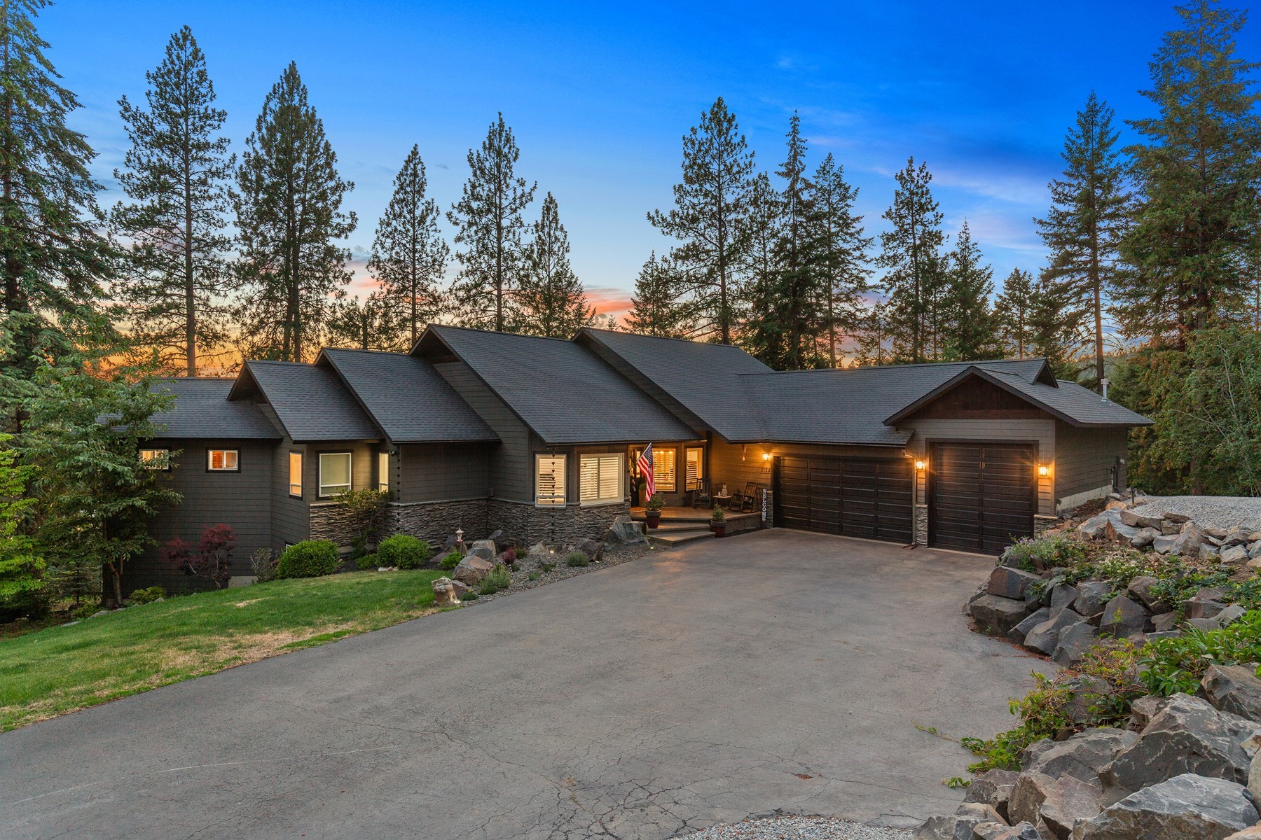  Lakeview Mountain Modern - 物件實景