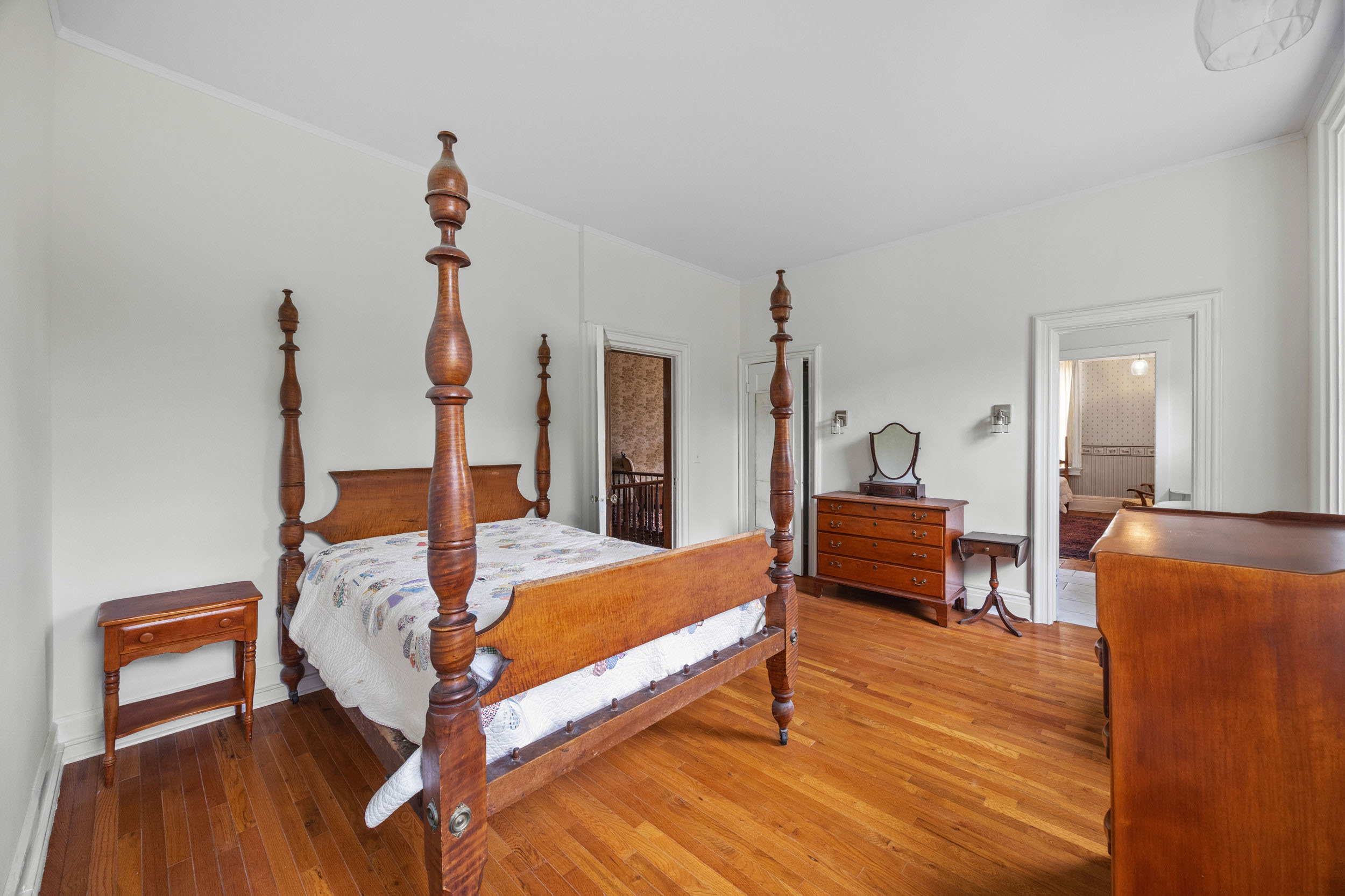 Geneva, New York, 14456, United States, 7 Bedrooms Bedrooms, ,4 BathroomsBathrooms,Residential,For Sale,1982017