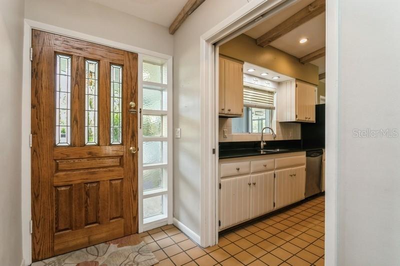 Dunedin, Florida, 34698, United States, 3 Bedrooms Bedrooms, ,2 BathroomsBathrooms,Residential,For Sale,1857306