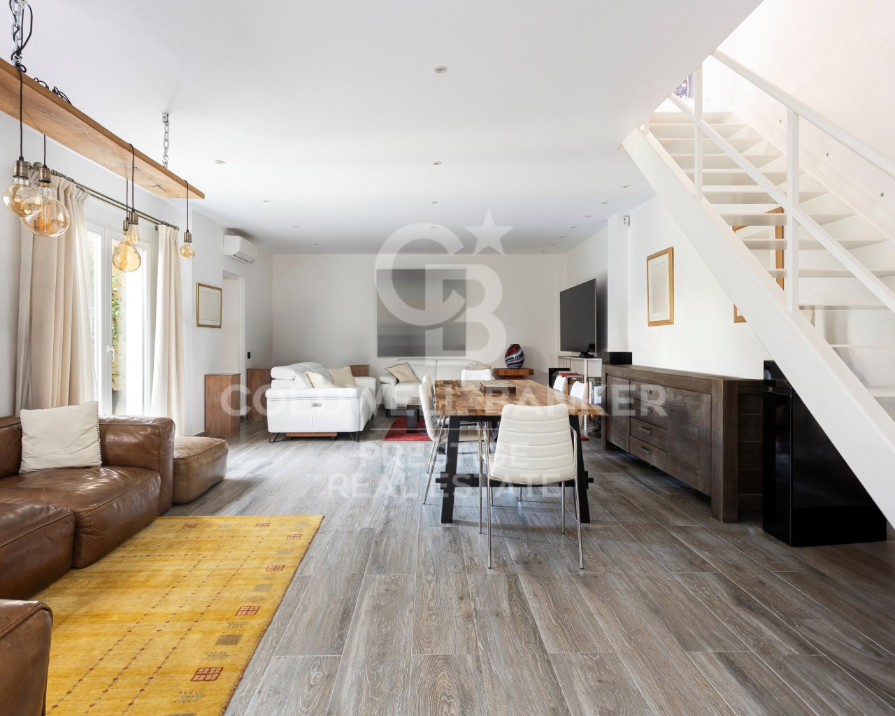 Barcelona, Catalonia, ES, 4 Bedrooms Bedrooms, ,3 BathroomsBathrooms,Residential,For Sale,1795299