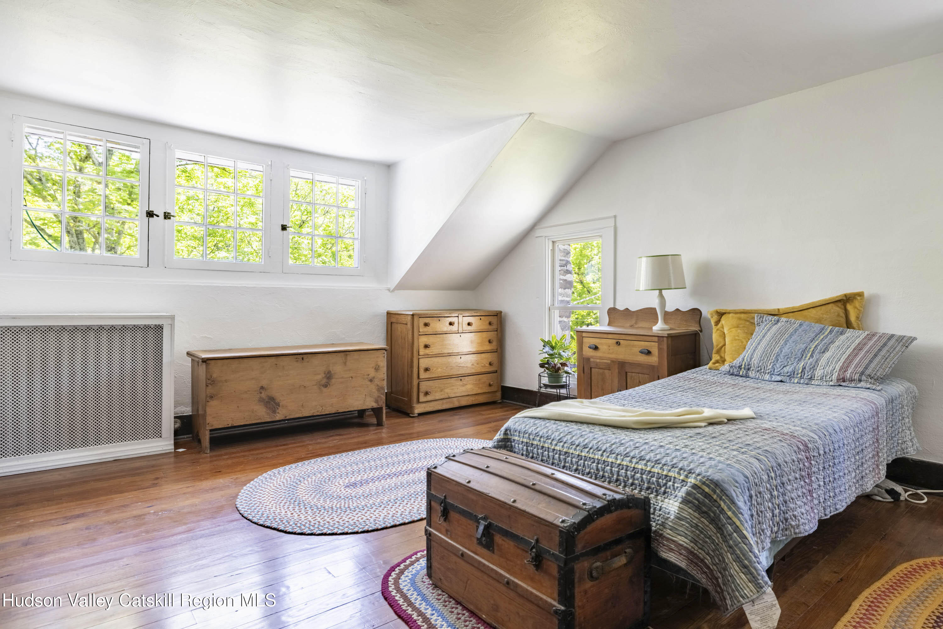 Saugerties, New York, 12477, United States, 2 Bedrooms Bedrooms, ,2 BathroomsBathrooms,Residential,For Sale,1827132
