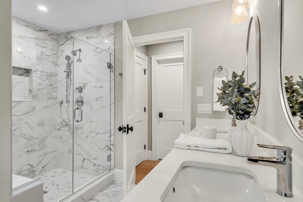 Lexington, Massachusetts, 02421, United States, 6 Bedrooms Bedrooms, ,6 BathroomsBathrooms,Residential,For Sale,2001660