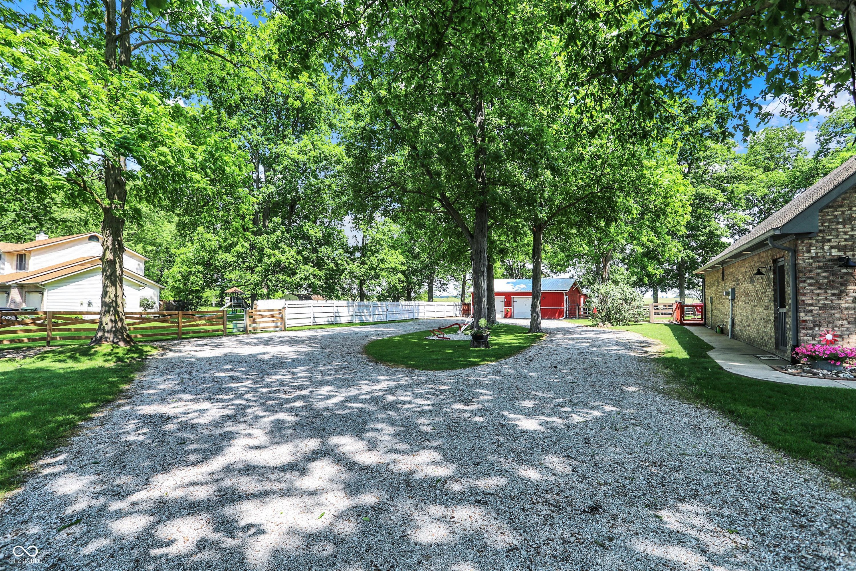 Charlottesville, Indiana, 46117, United States, 3 Bedrooms Bedrooms, ,3 BathroomsBathrooms,Residential,For Sale,2015328