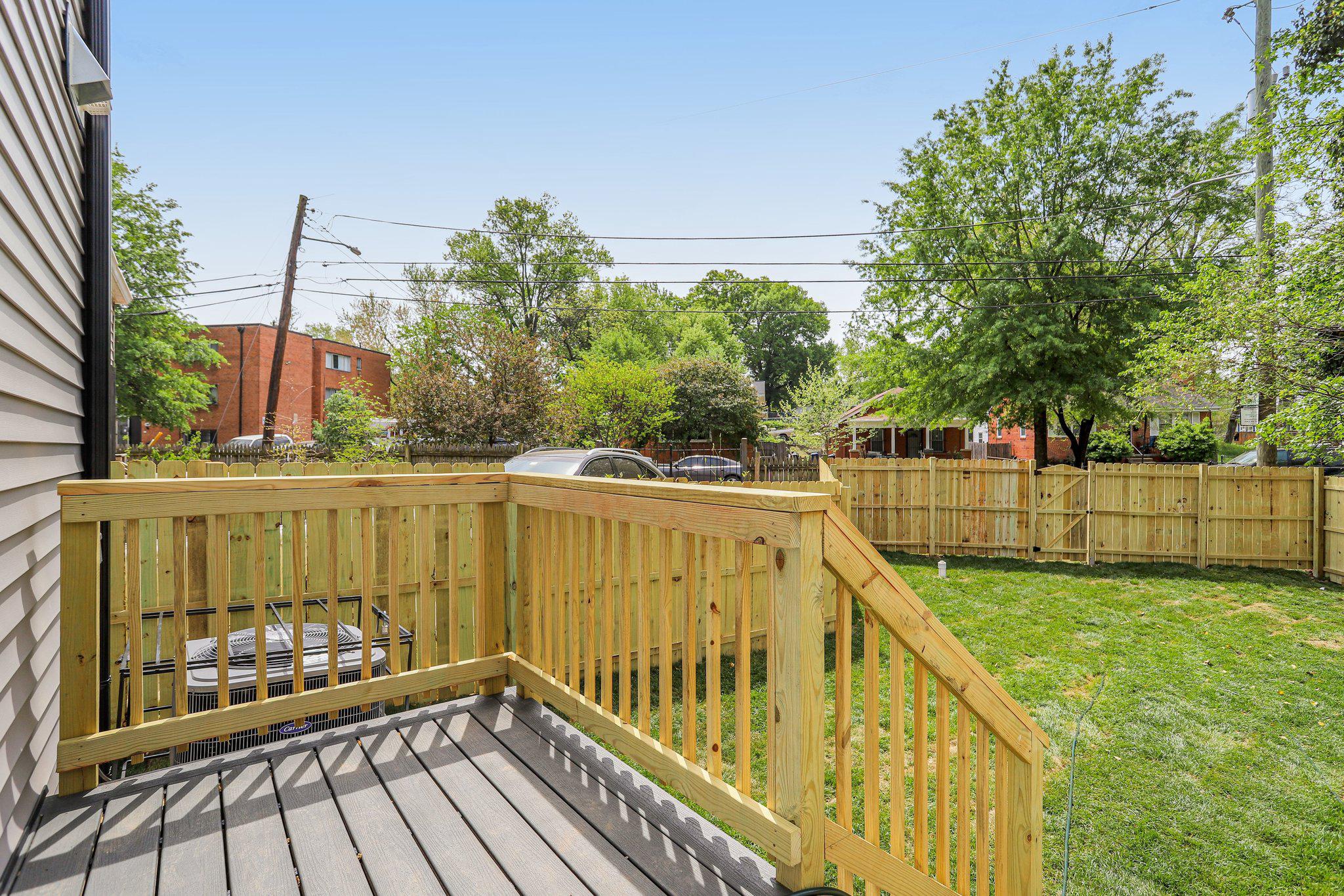  1202 Eastern Avenue NE, Washington, DC, 20019 - 物件實景