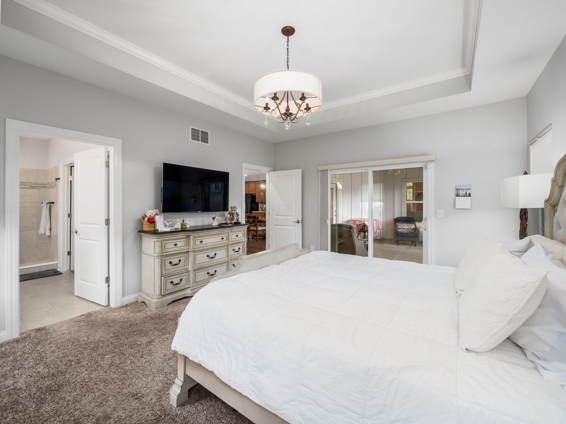 Dublin, Ohio, 43016, United States, 3 Bedrooms Bedrooms, ,3 BathroomsBathrooms,Residential,For Sale,1987850