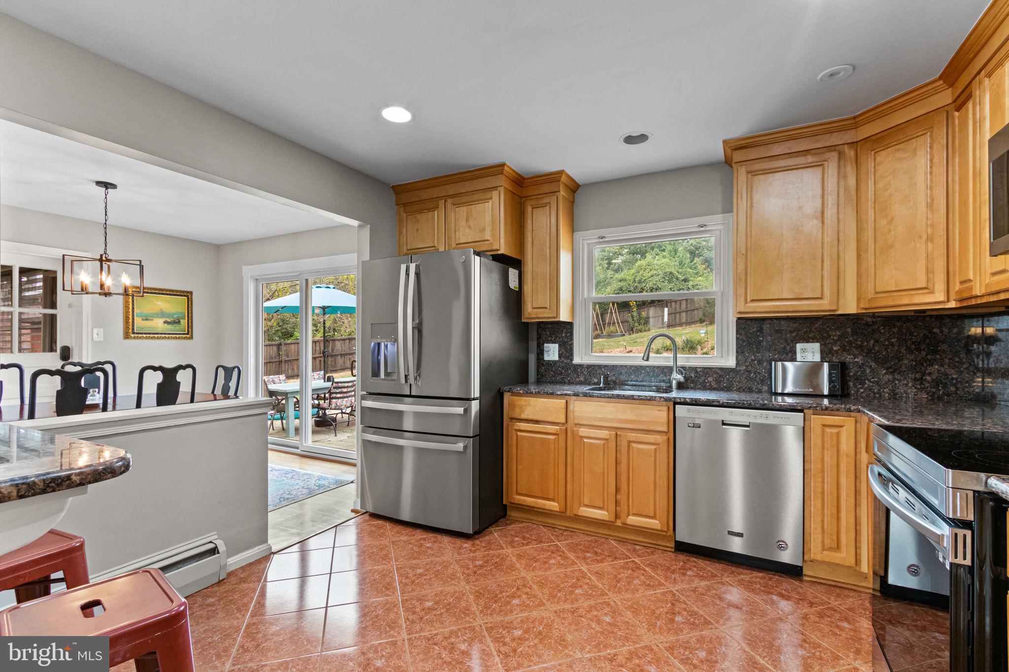 Lorton, Virginia, 22079, United States, 4 Bedrooms Bedrooms, ,3 BathroomsBathrooms,Residential,For Sale,1974671