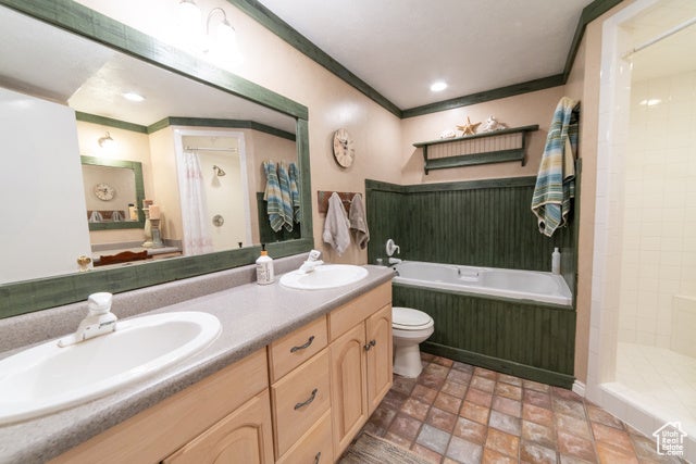 Sandy, Utah, 84092, United States, 6 Bedrooms Bedrooms, ,2 BathroomsBathrooms,Residential,For Sale,1849276