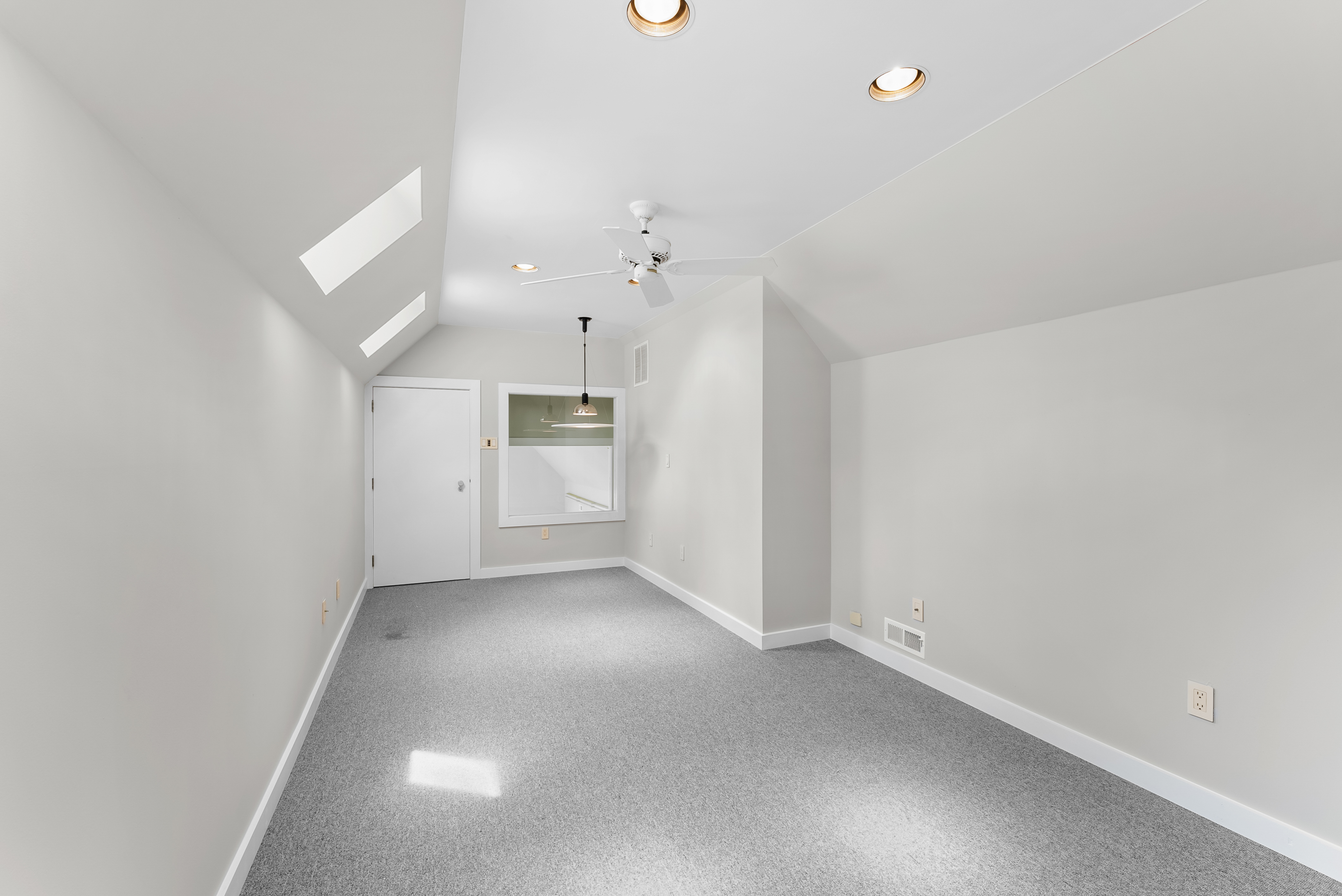  1336 Moyer Road, Newport News, VA 23608 - 物件實景