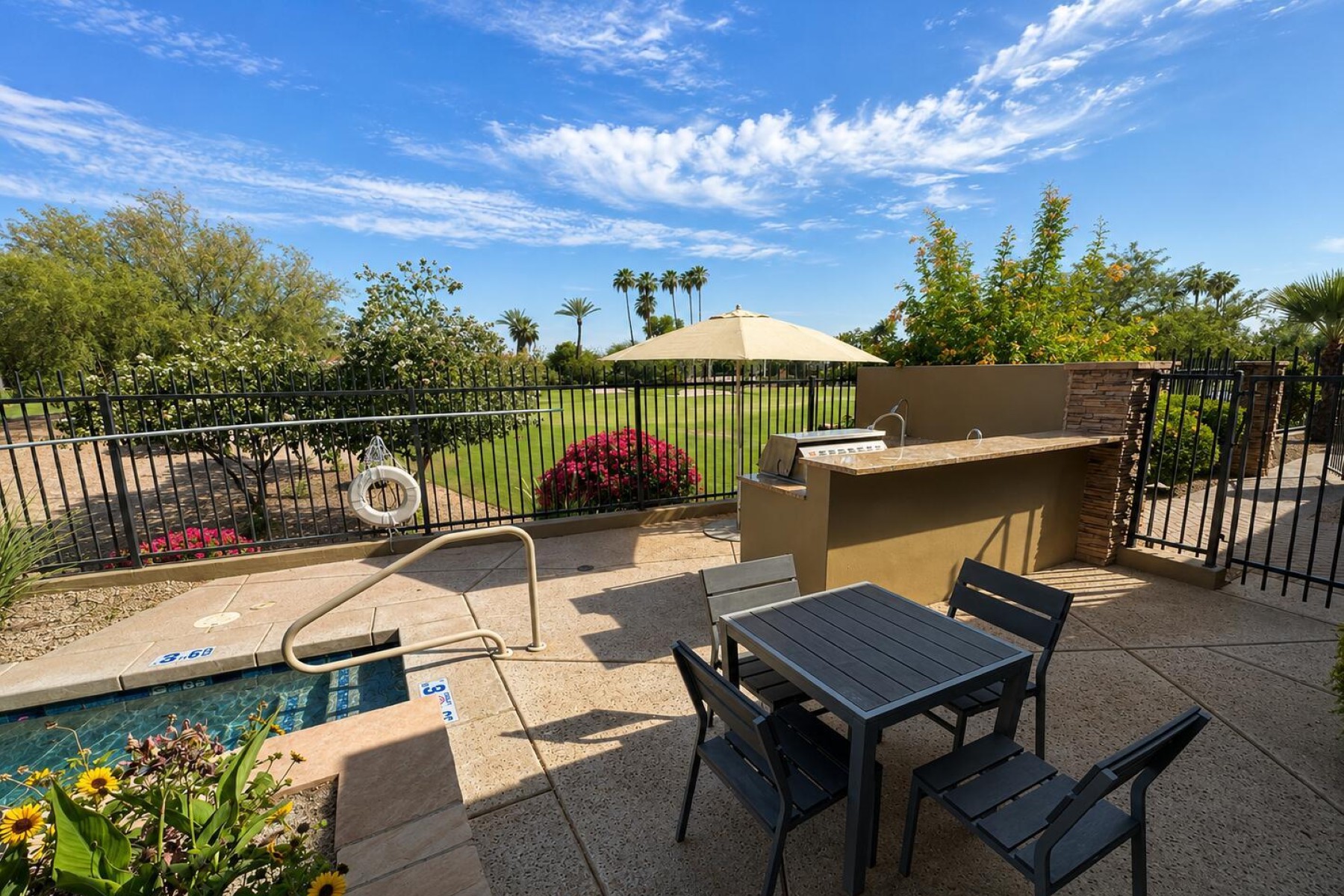  6000 E Camelback Road  Scottsdale, AZ - 物件實景