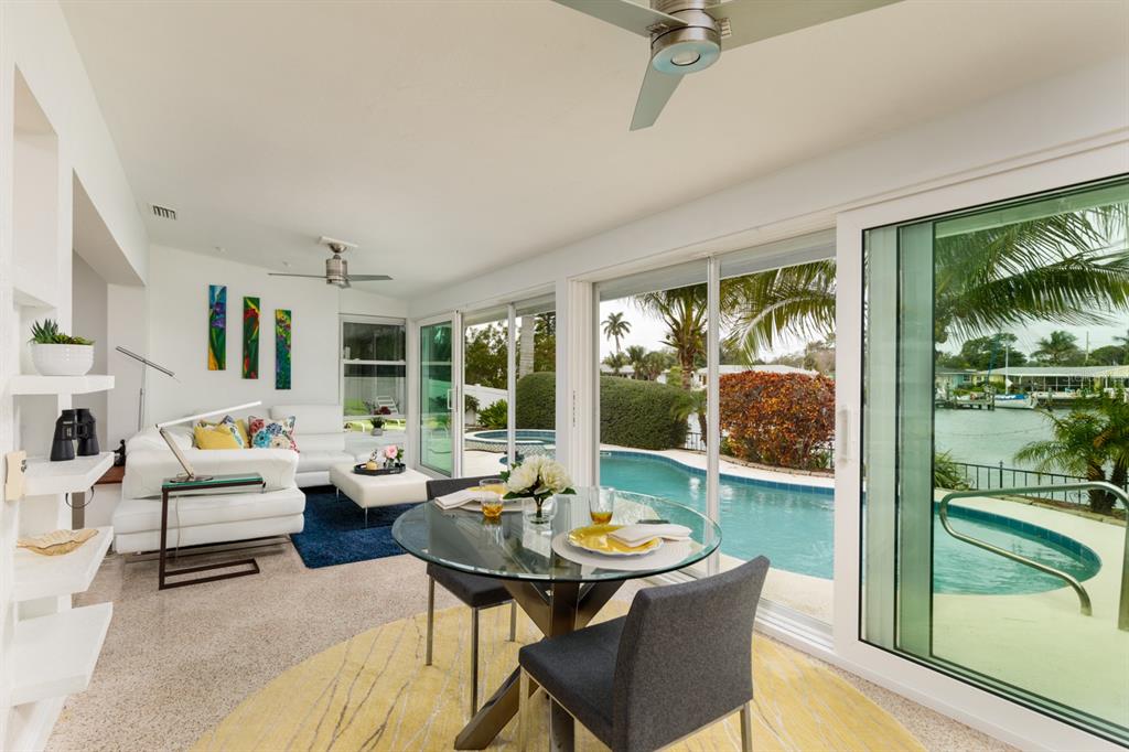 St Petersburg, Florida, 33705, United States, 3 Bedrooms Bedrooms, ,4 BathroomsBathrooms,Residential,For Sale,1793107
