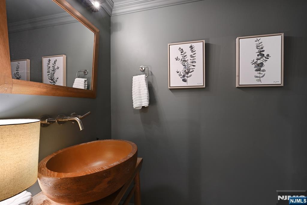 Hoboken, New Jersey, 07030, United States, 1 Bedroom Bedrooms, ,2 BathroomsBathrooms,Residential,For Sale,1987541