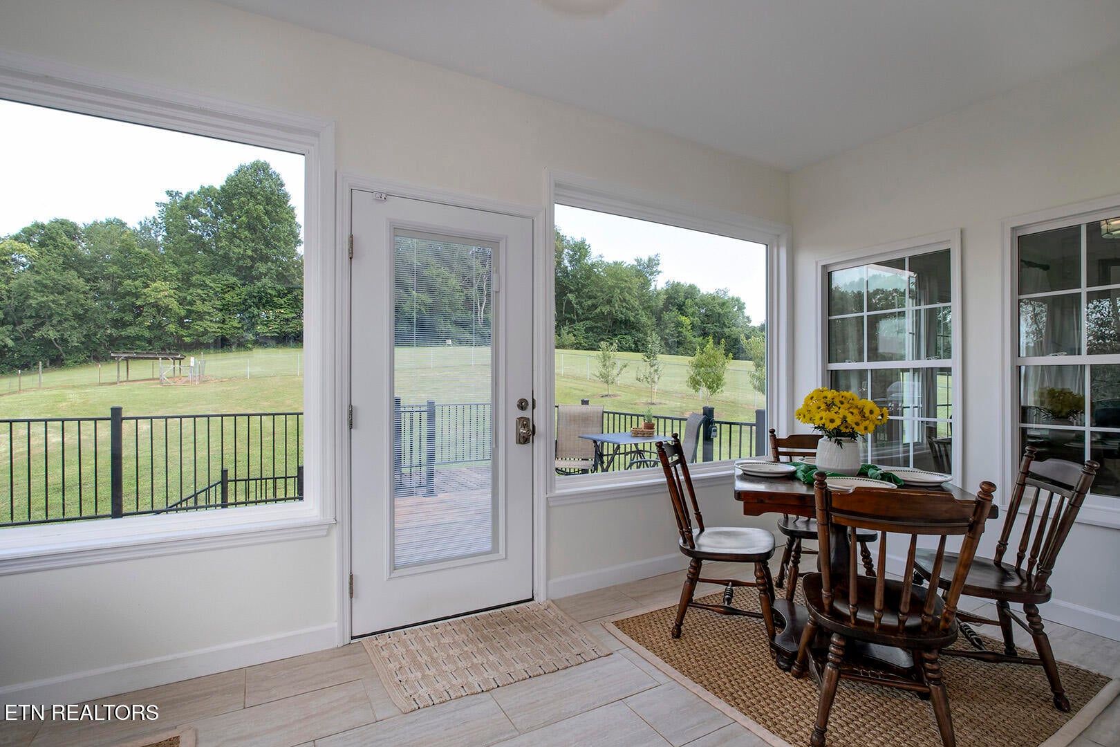 Harriman, Tennessee, 37748, United States, 3 Bedrooms Bedrooms, ,3 BathroomsBathrooms,Residential,For Sale,2011822