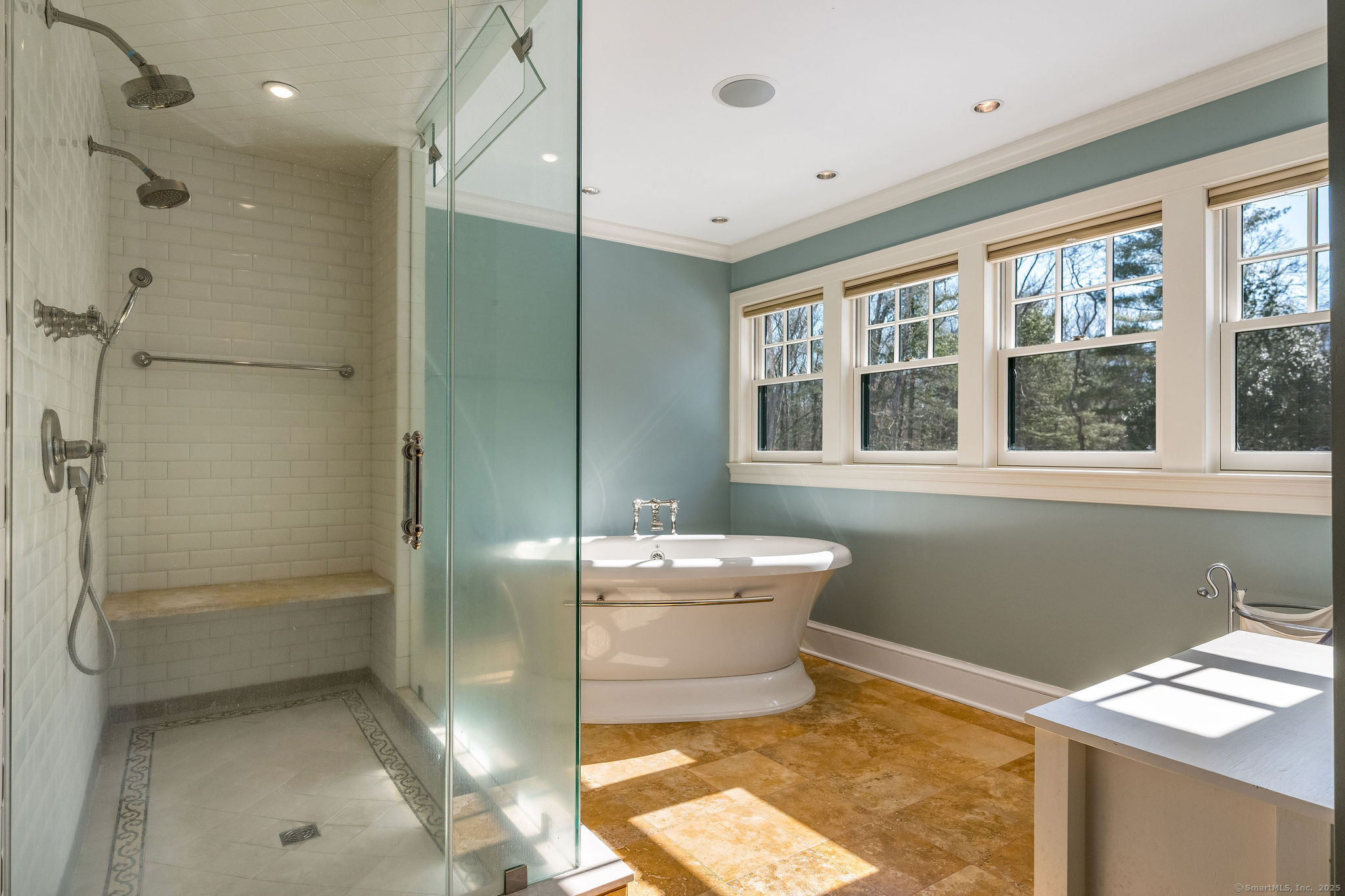Guilford, Connecticut, 06437, United States, 5 Bedrooms Bedrooms, ,8 BathroomsBathrooms,Residential,For Sale,1903755