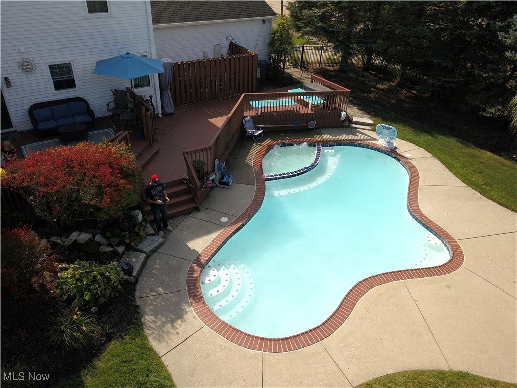 Solon, Ohio, 44139, United States, 4 Bedrooms Bedrooms, ,3 BathroomsBathrooms,Residential,For Sale,1981098