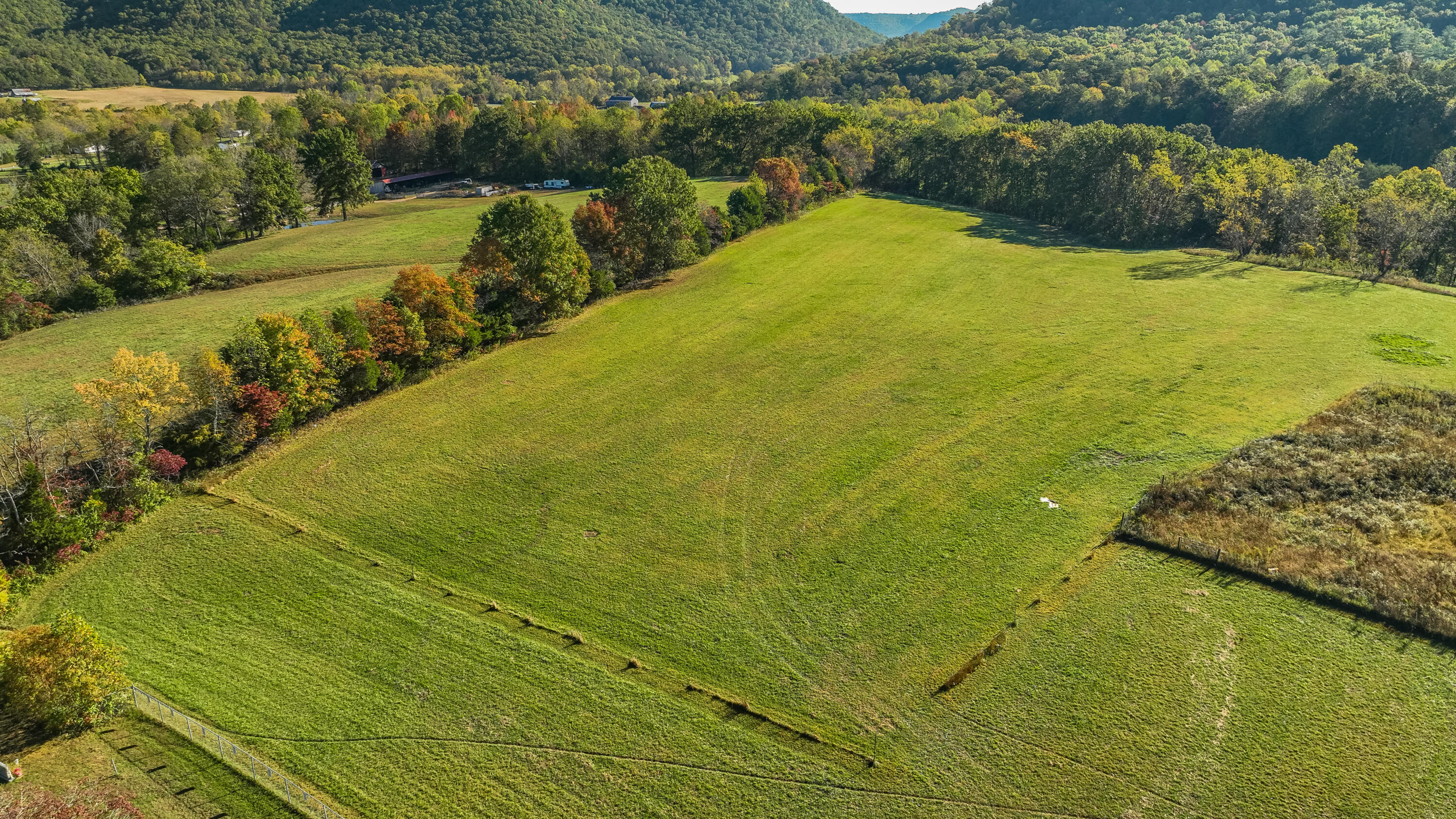 Berea, Kentucky, 40403, United States, 5 Bedrooms Bedrooms, ,3 BathroomsBathrooms,Residential,For Sale,1975265