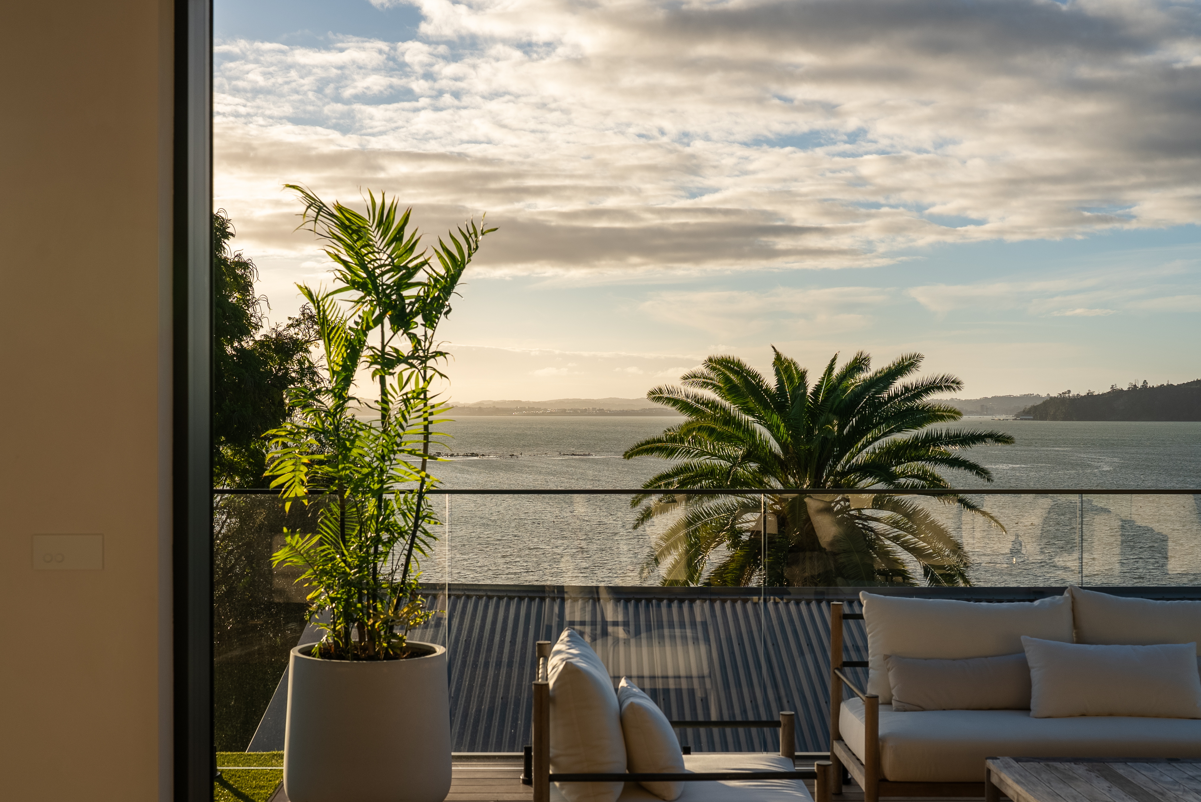  Elevated, Coastal, Connected - 物件實景