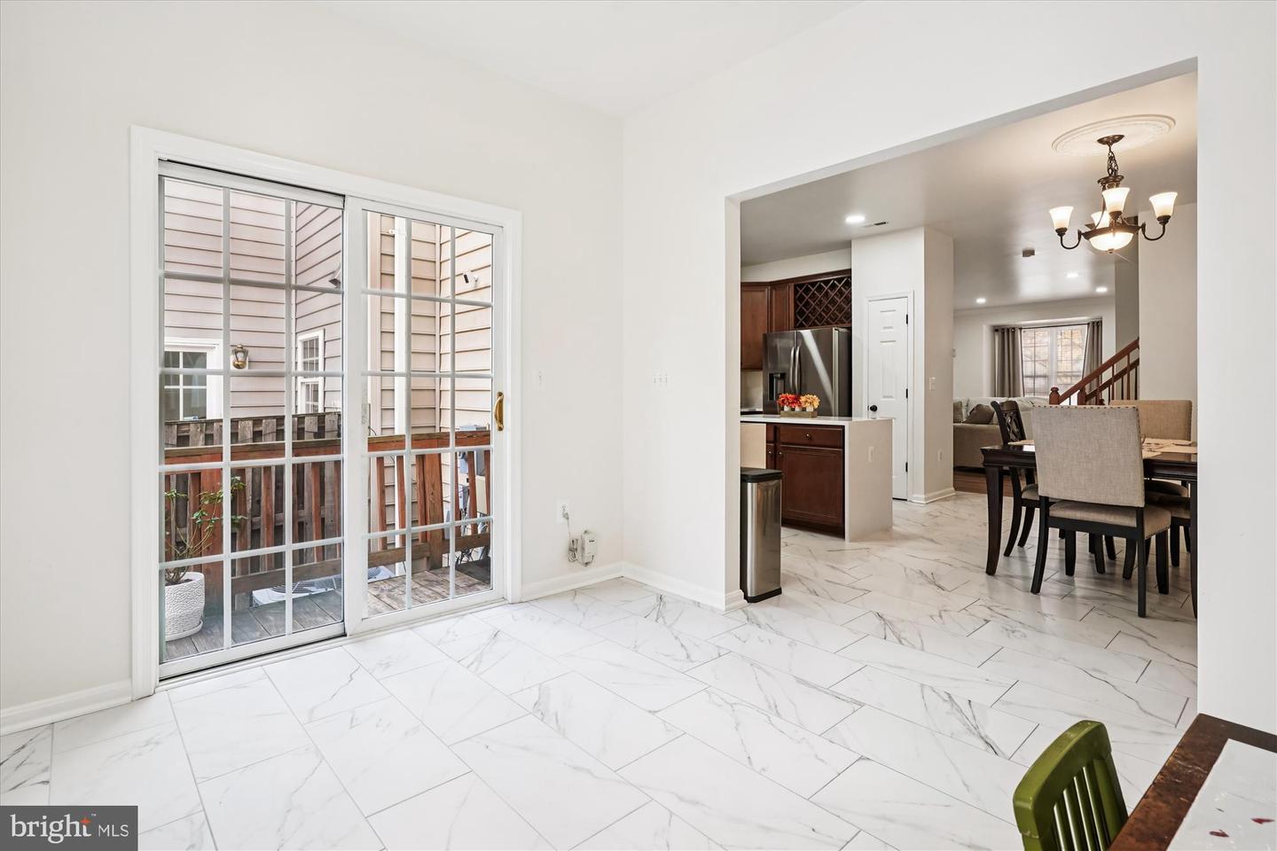 Woodbridge, Virginia, 22191, United States, 3 Bedrooms Bedrooms, ,4 BathroomsBathrooms,Residential,For Sale,1989023