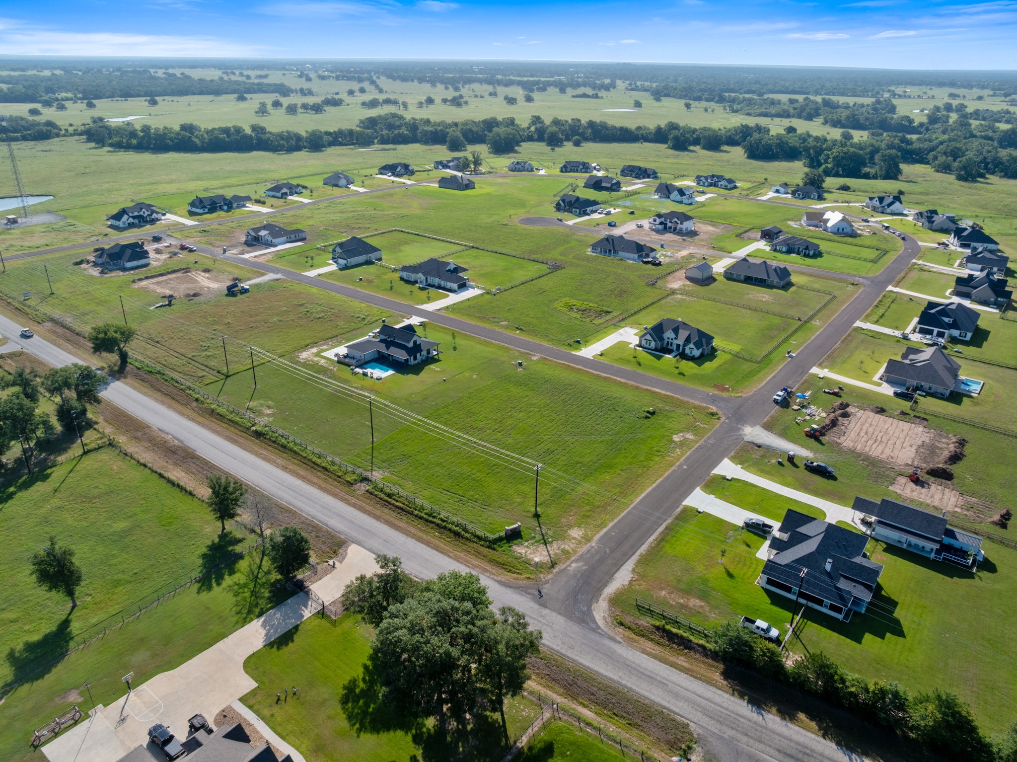  7801 Mathis Creek Drive, Bryan, TX 77808 - 物件實景