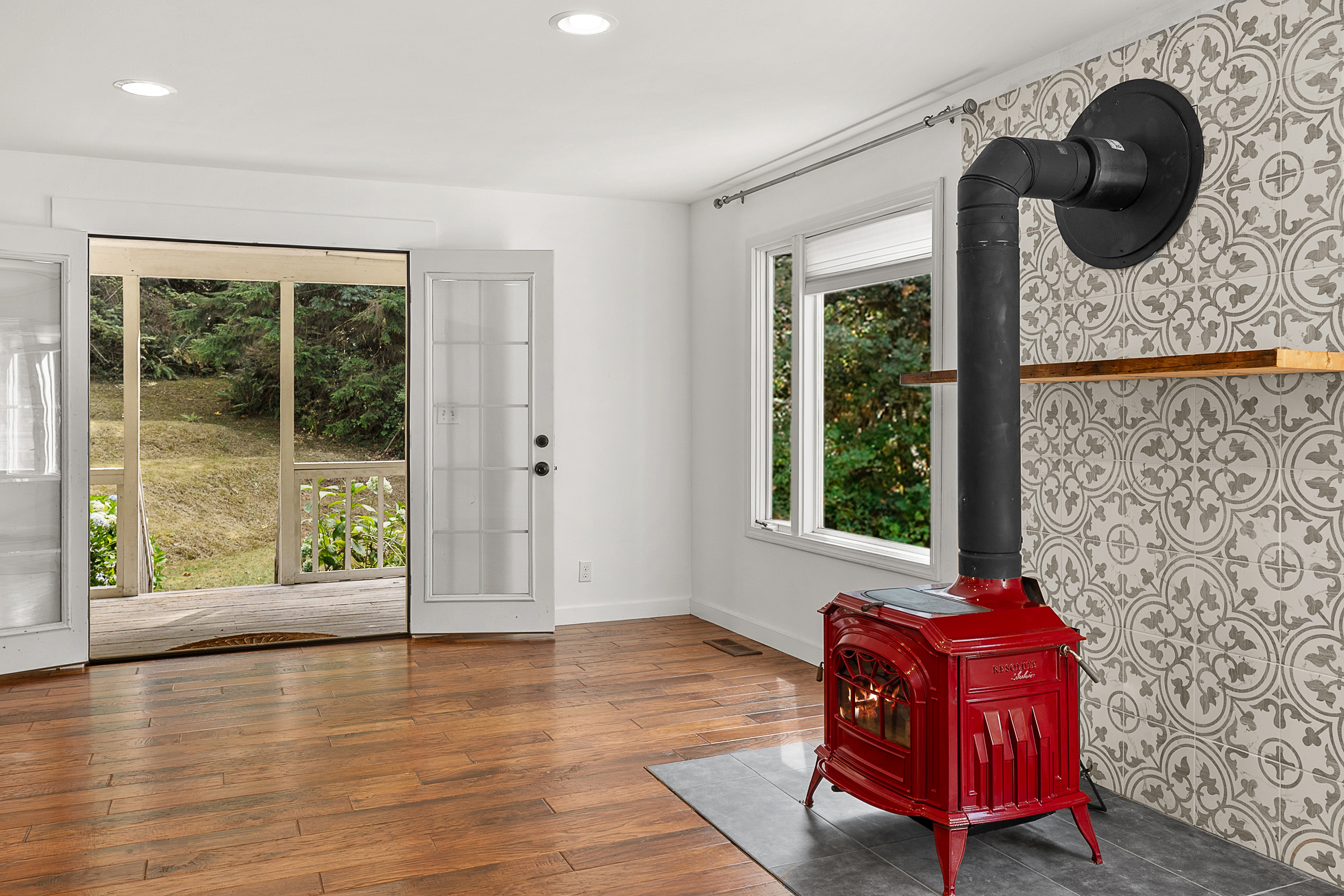  6391 NE Tolo Rd, Bainbridge Island, WA 98110 - 物件實景