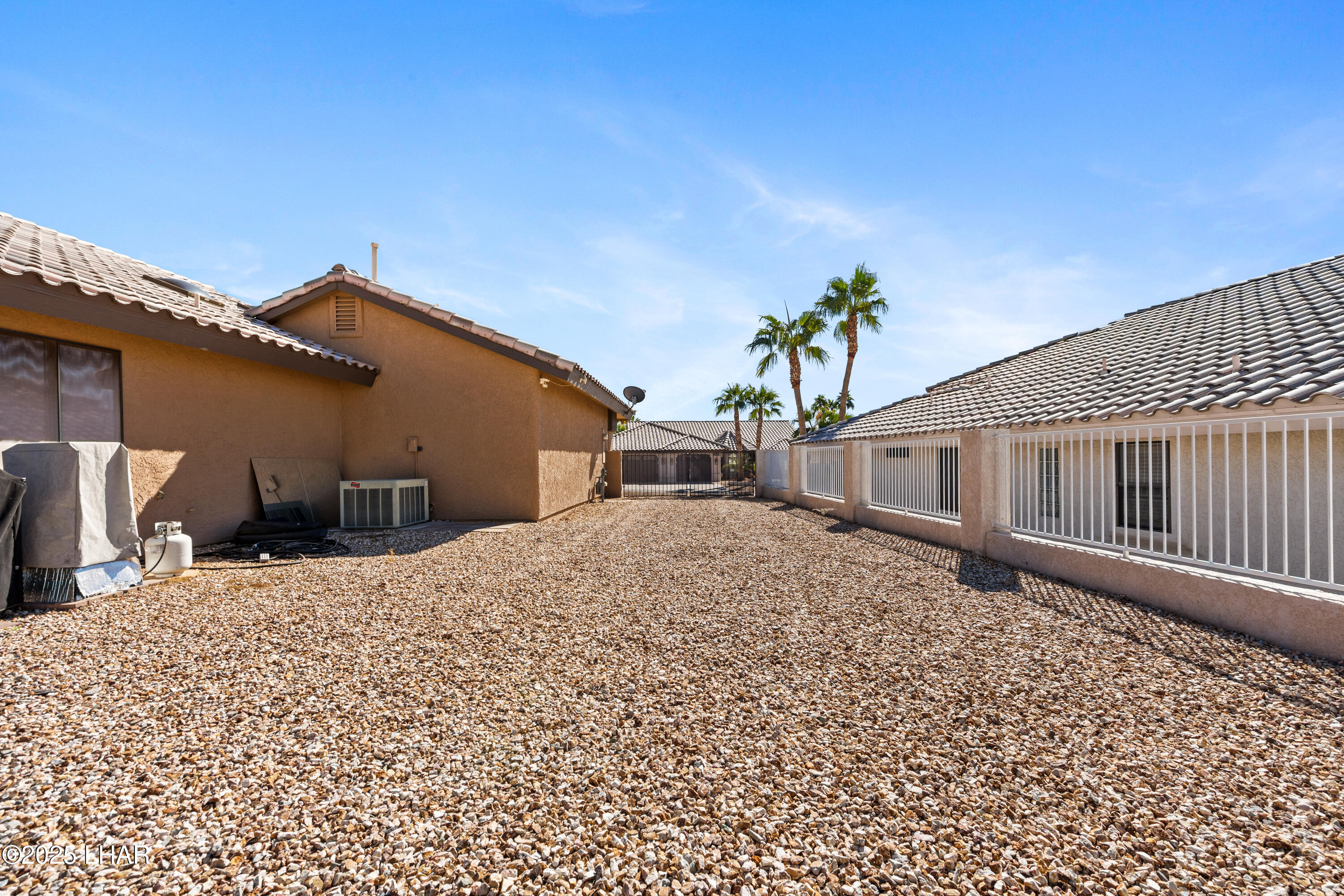 Lake Havasu City, Arizona, 86404, United States, 3 Bedrooms Bedrooms, ,Residential,For Sale,1988180