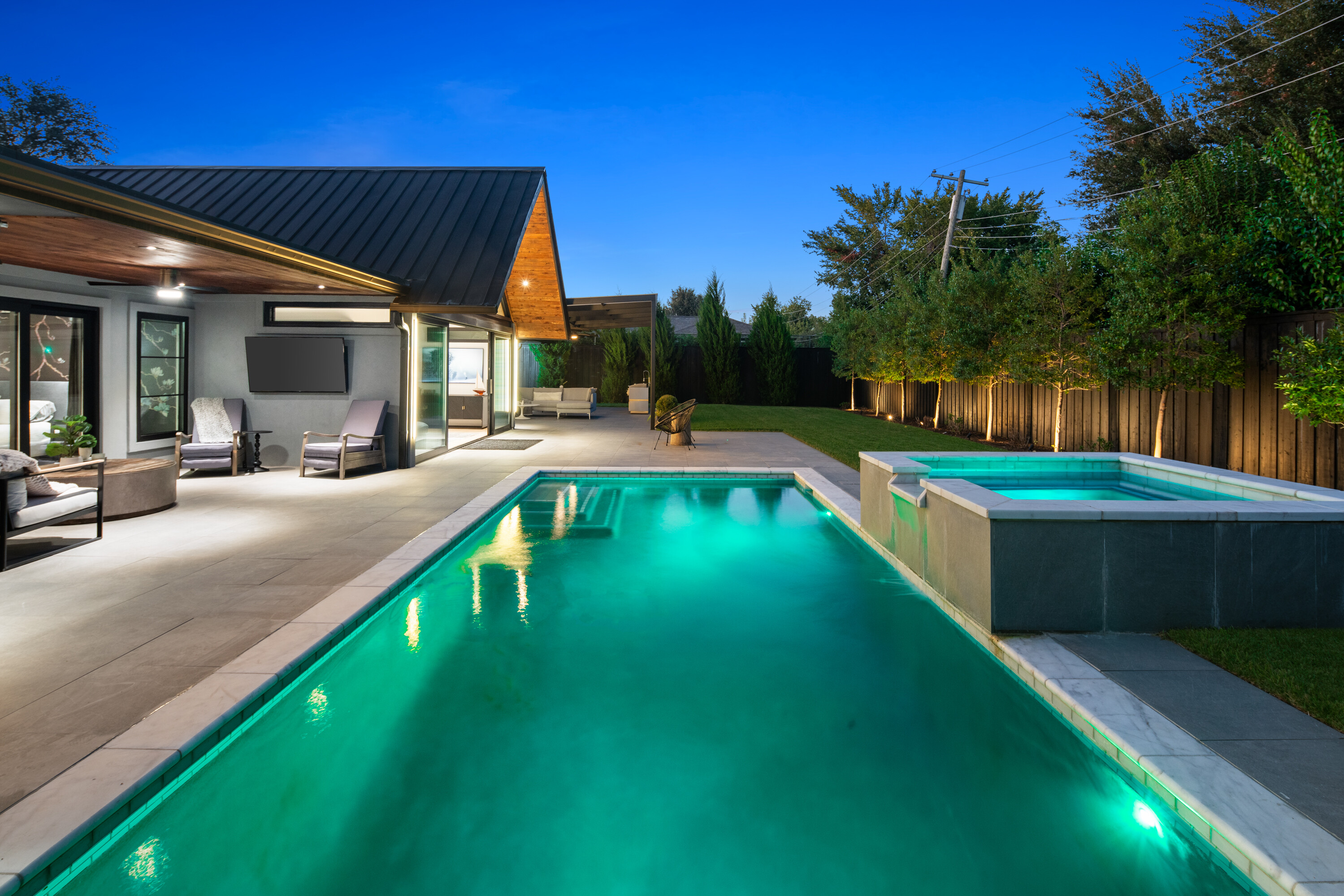  Sophisticated, Remodeled Contemporary Home Located in Preston Hollow - 物件實景