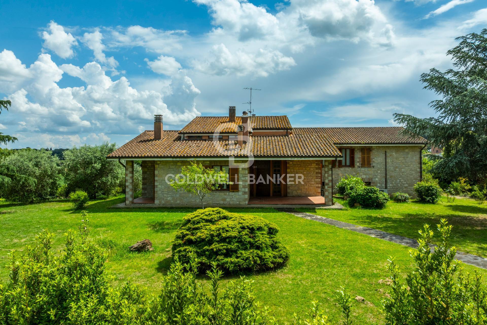 Fratta Todina, Perugia, 06054, IT, 6 Bedrooms Bedrooms, ,6 BathroomsBathrooms,Residential,For Sale,1850046