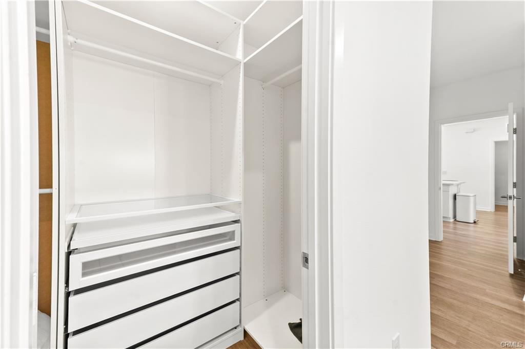 Compton, California, 90221, United States, 9 Bedrooms Bedrooms, ,Residential,For Sale,1982373